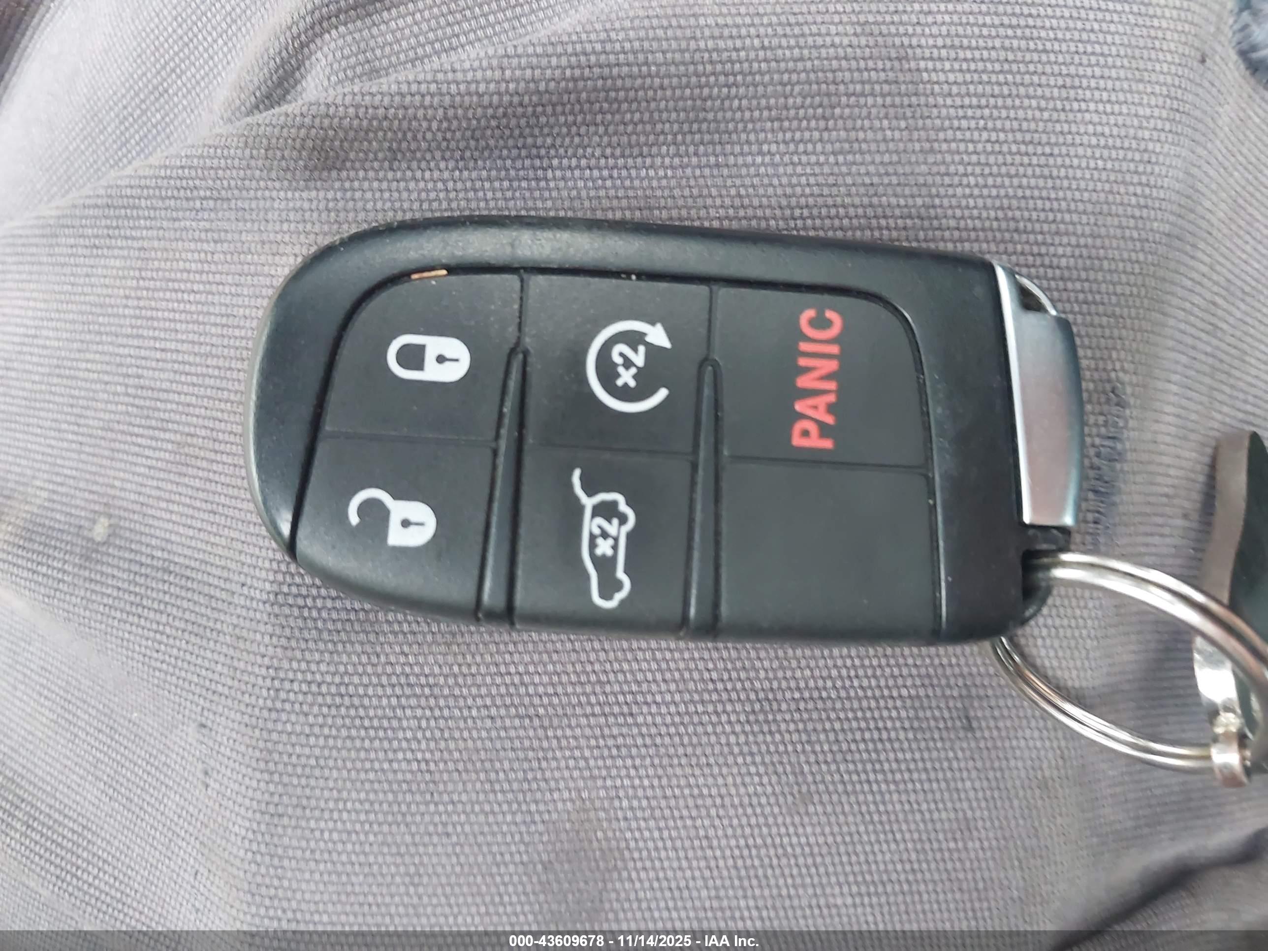 JEEP GRAND image 11