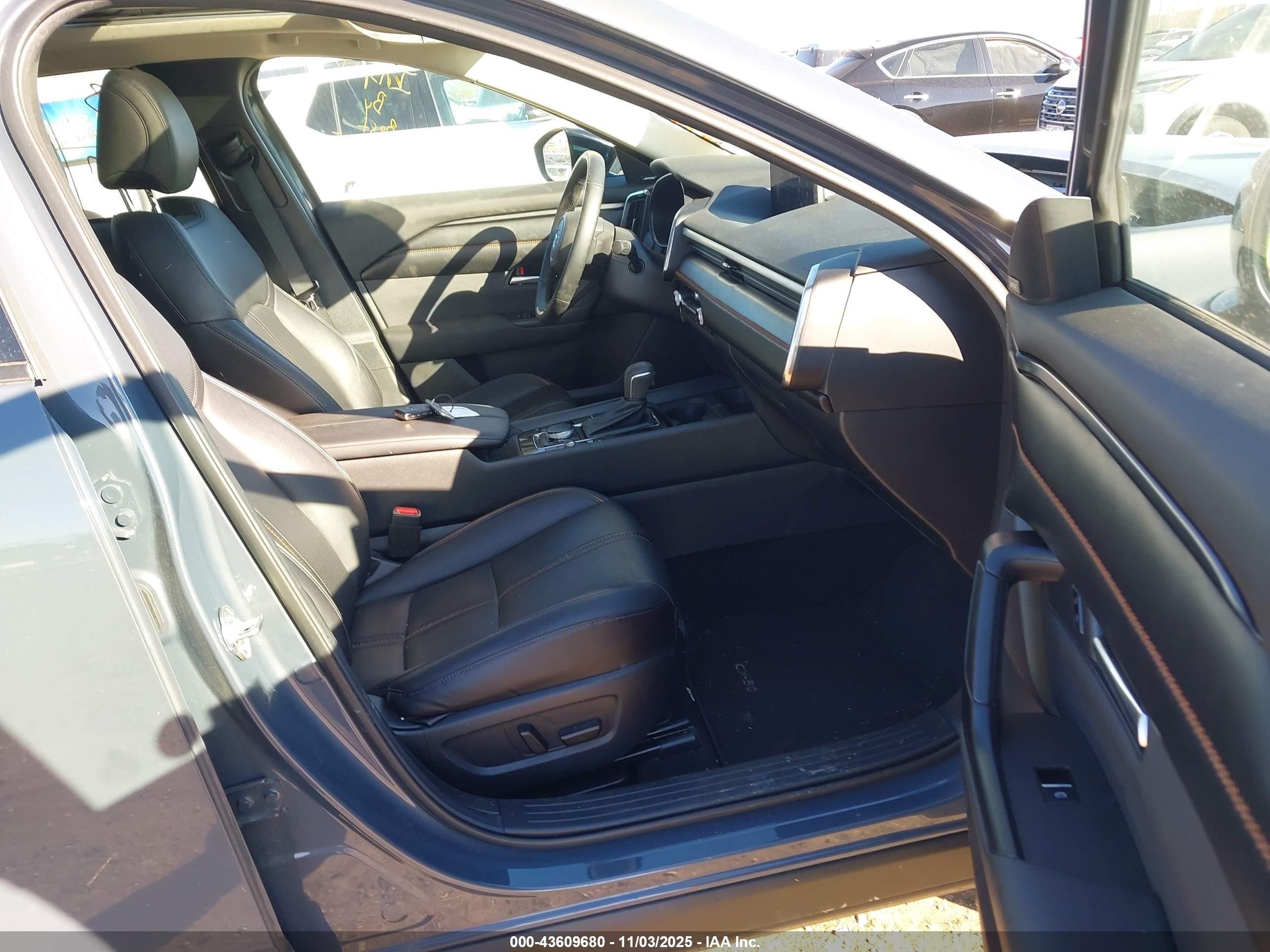 MAZDA CX-50 image 5