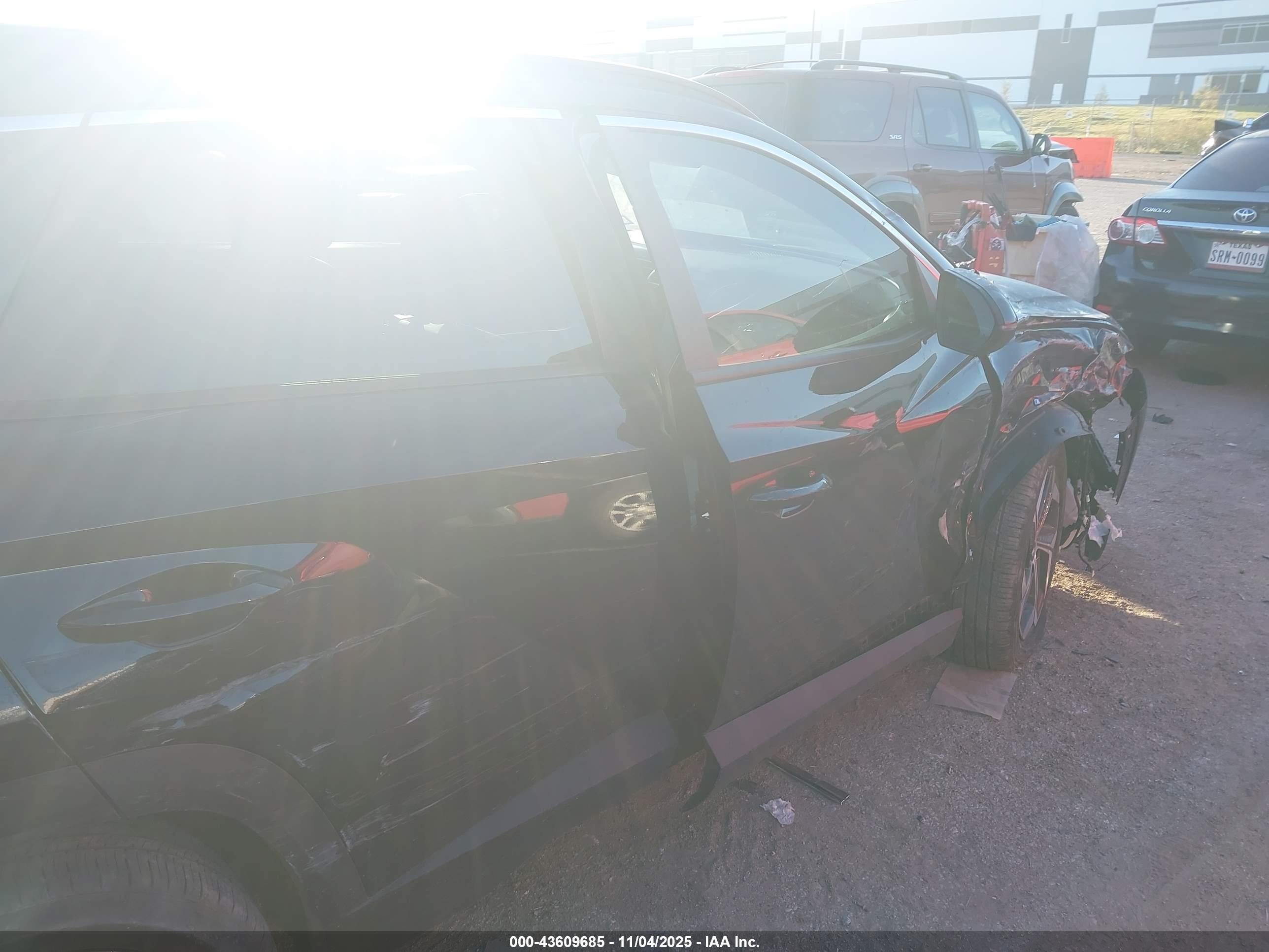 HYUNDAI TUCSON image 6