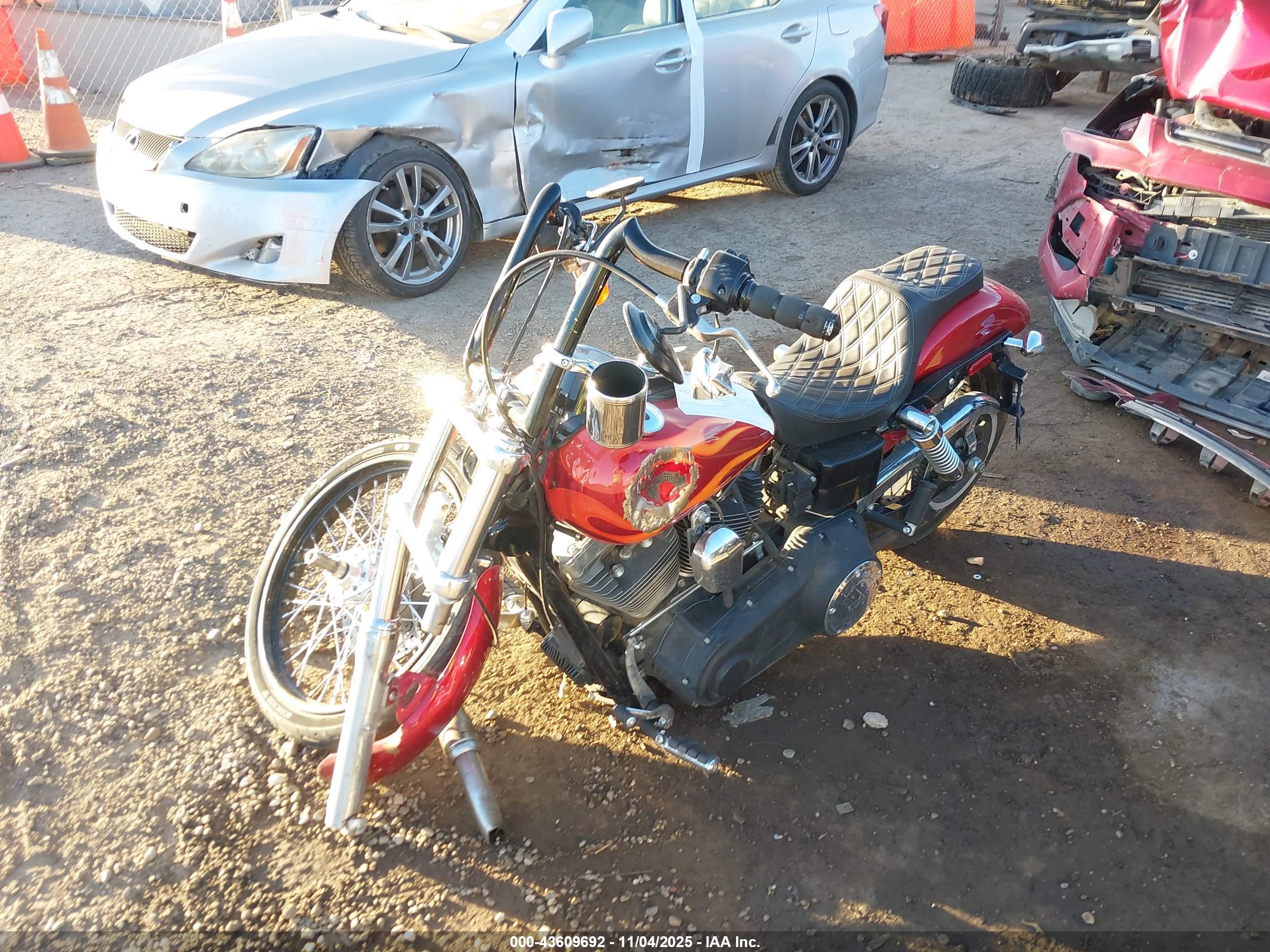 HARLEY-DAVIDSON FXDWG image 2