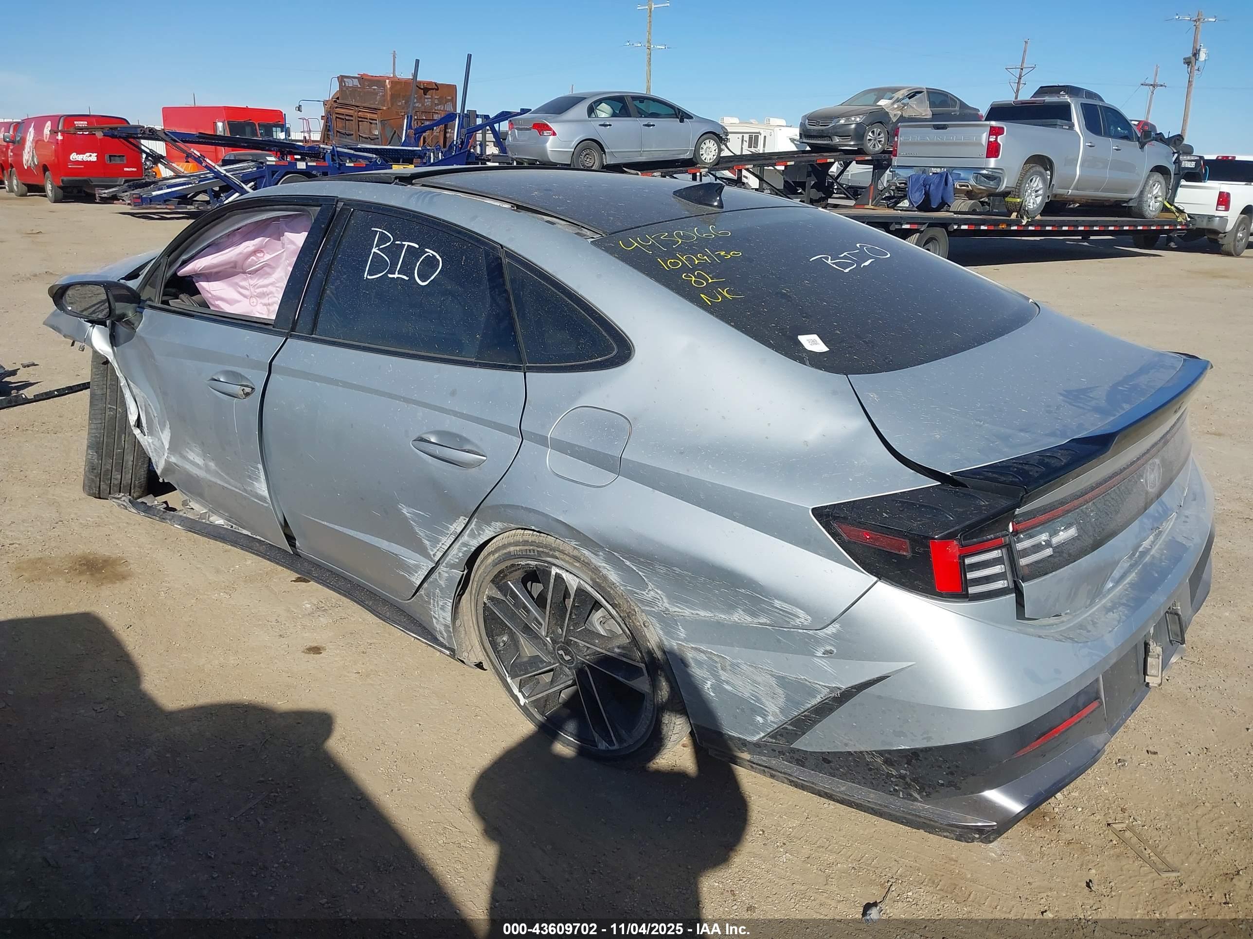 HYUNDAI SONATA image 3