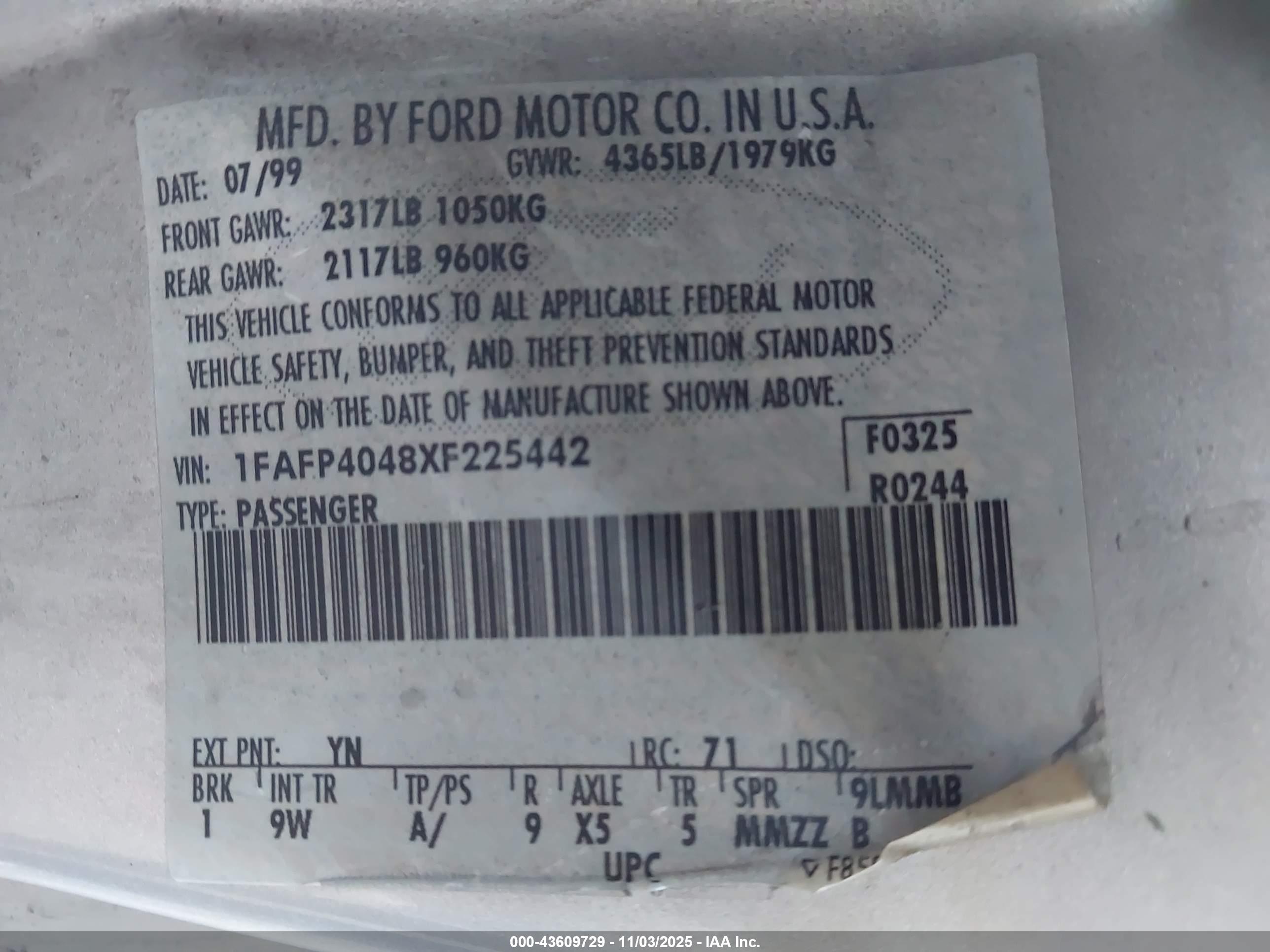 FORD MUSTANG image 9