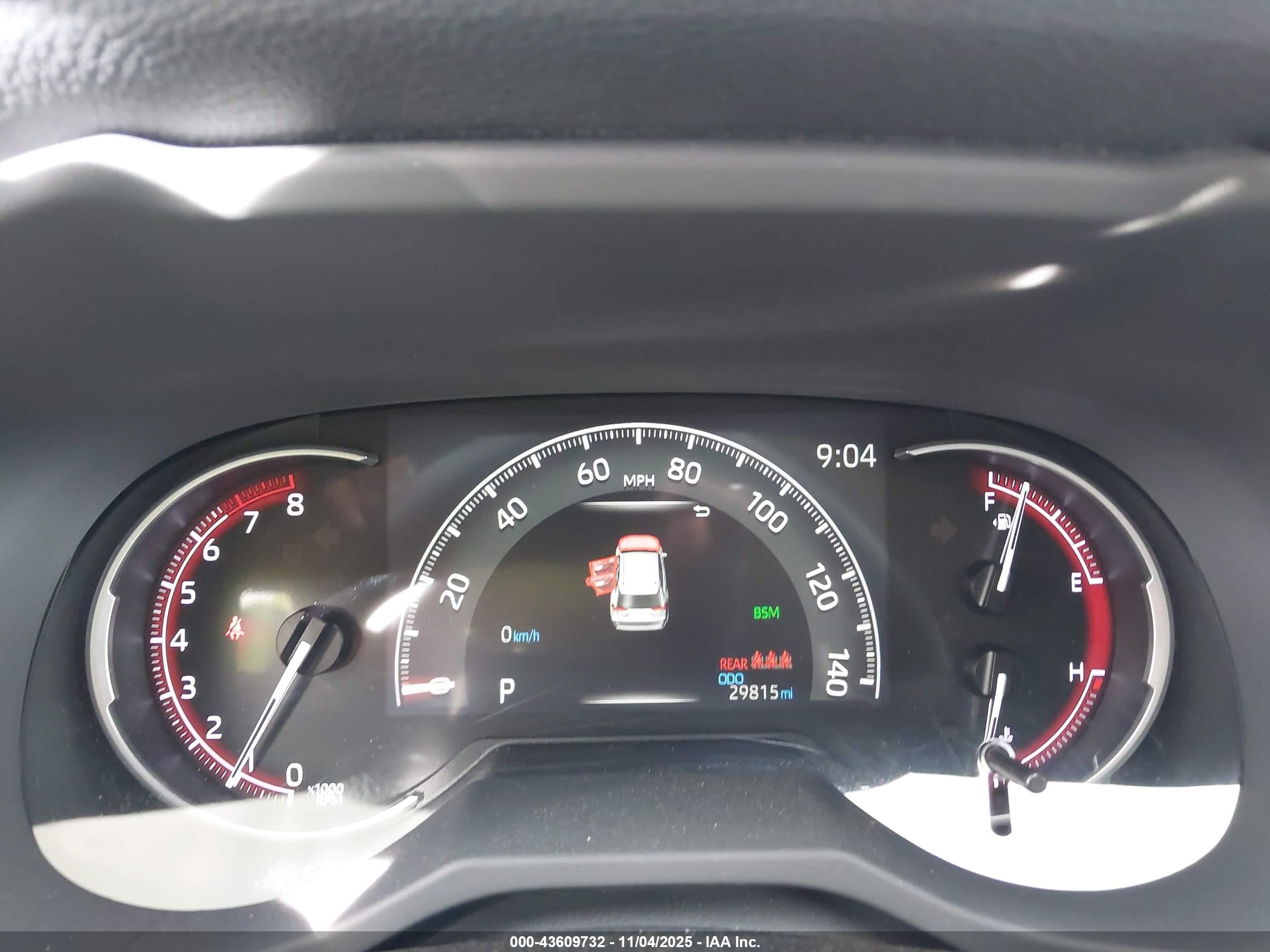 TOYOTA RAV4 image 7