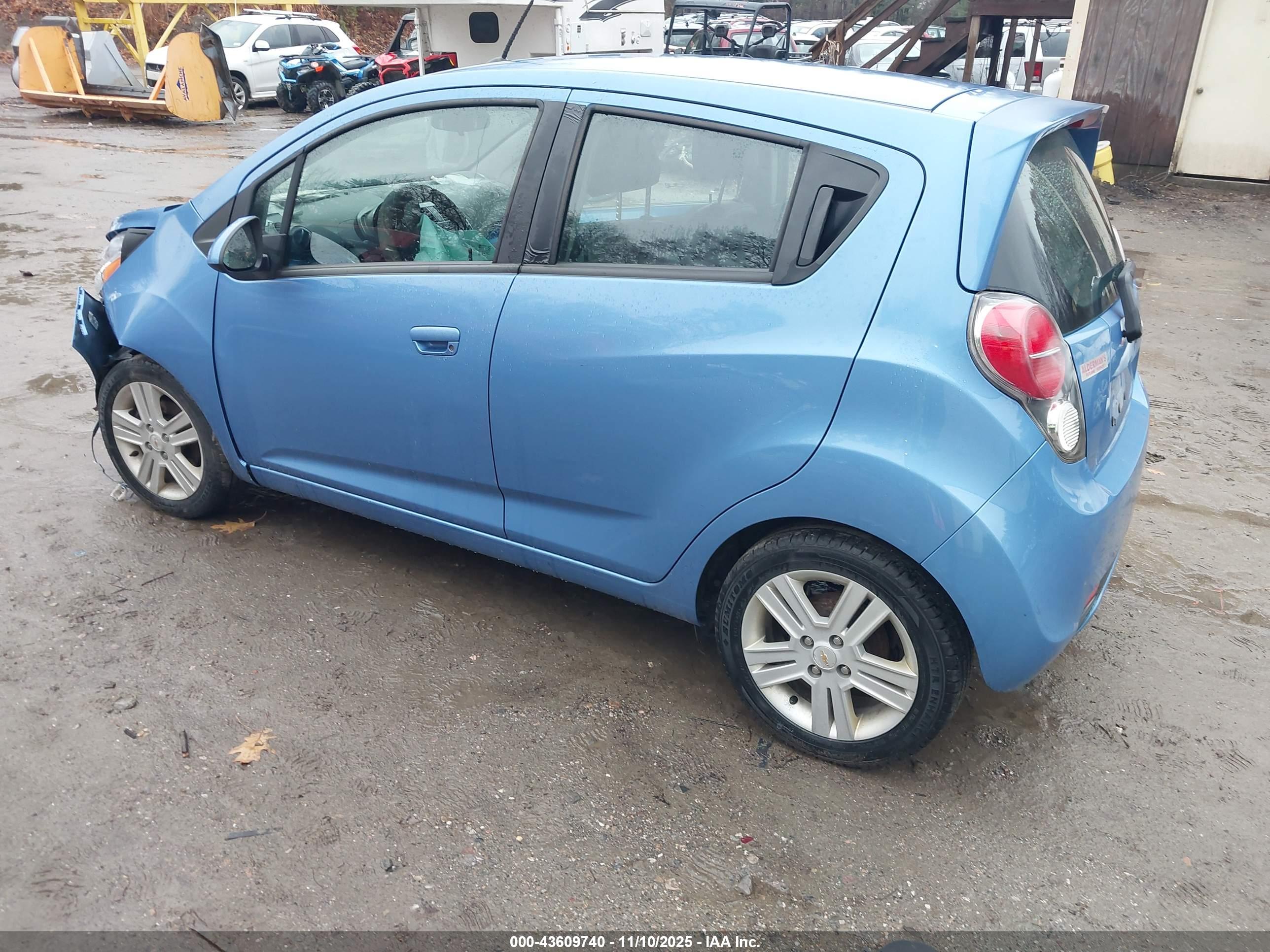 CHEVROLET SPARK image 3