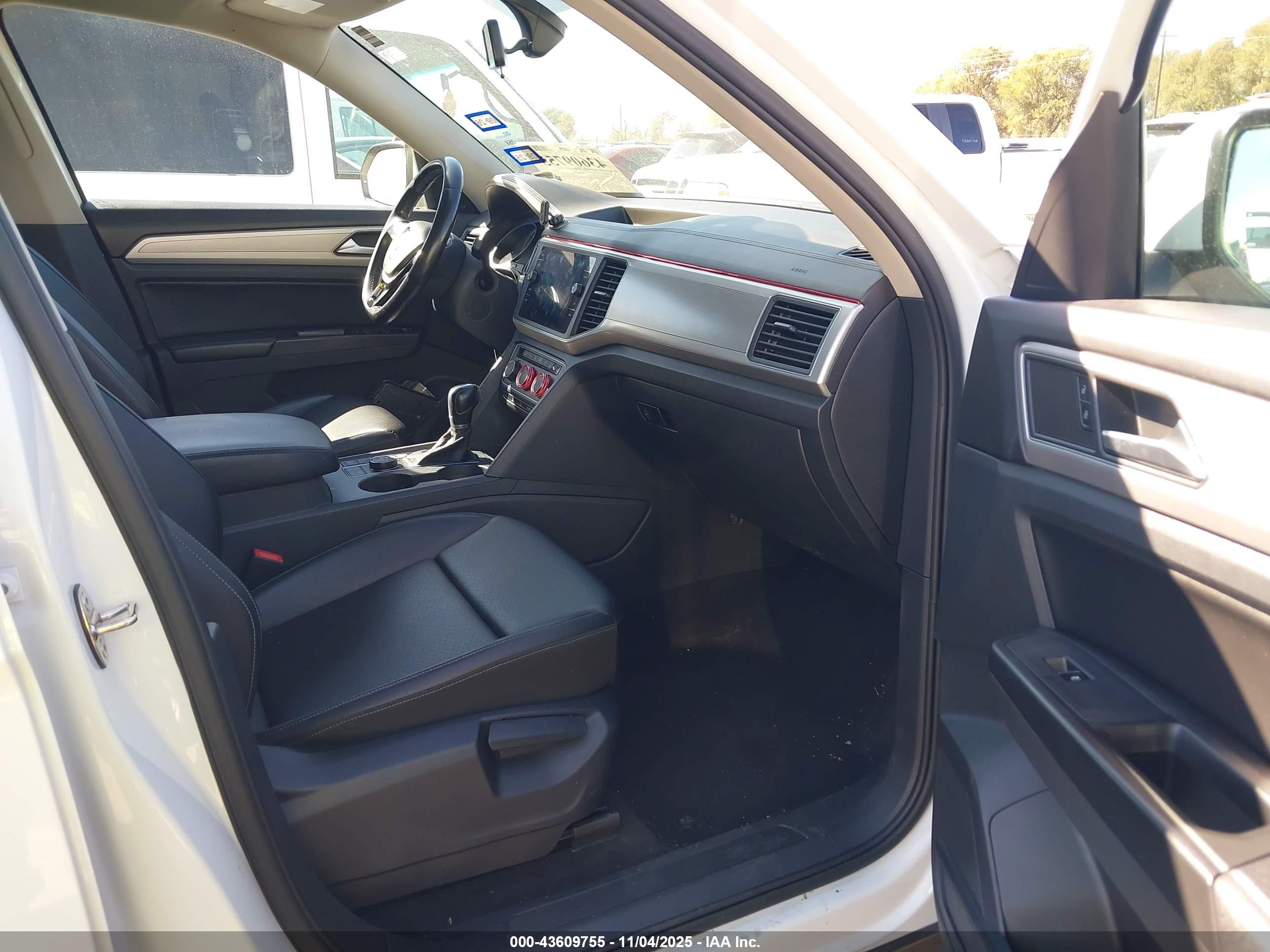 VOLKSWAGEN ATLAS image 5