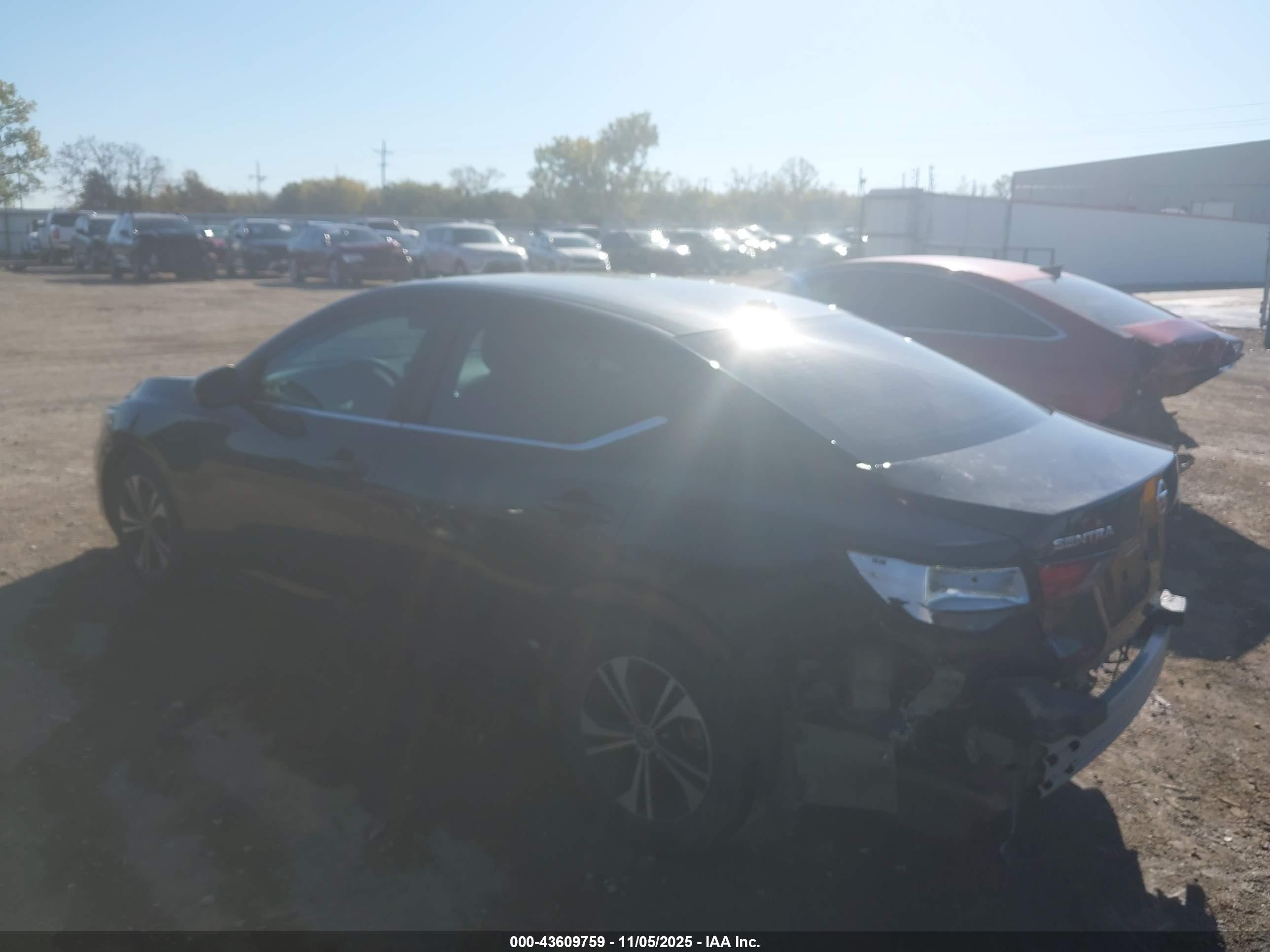 NISSAN SENTRA image 3