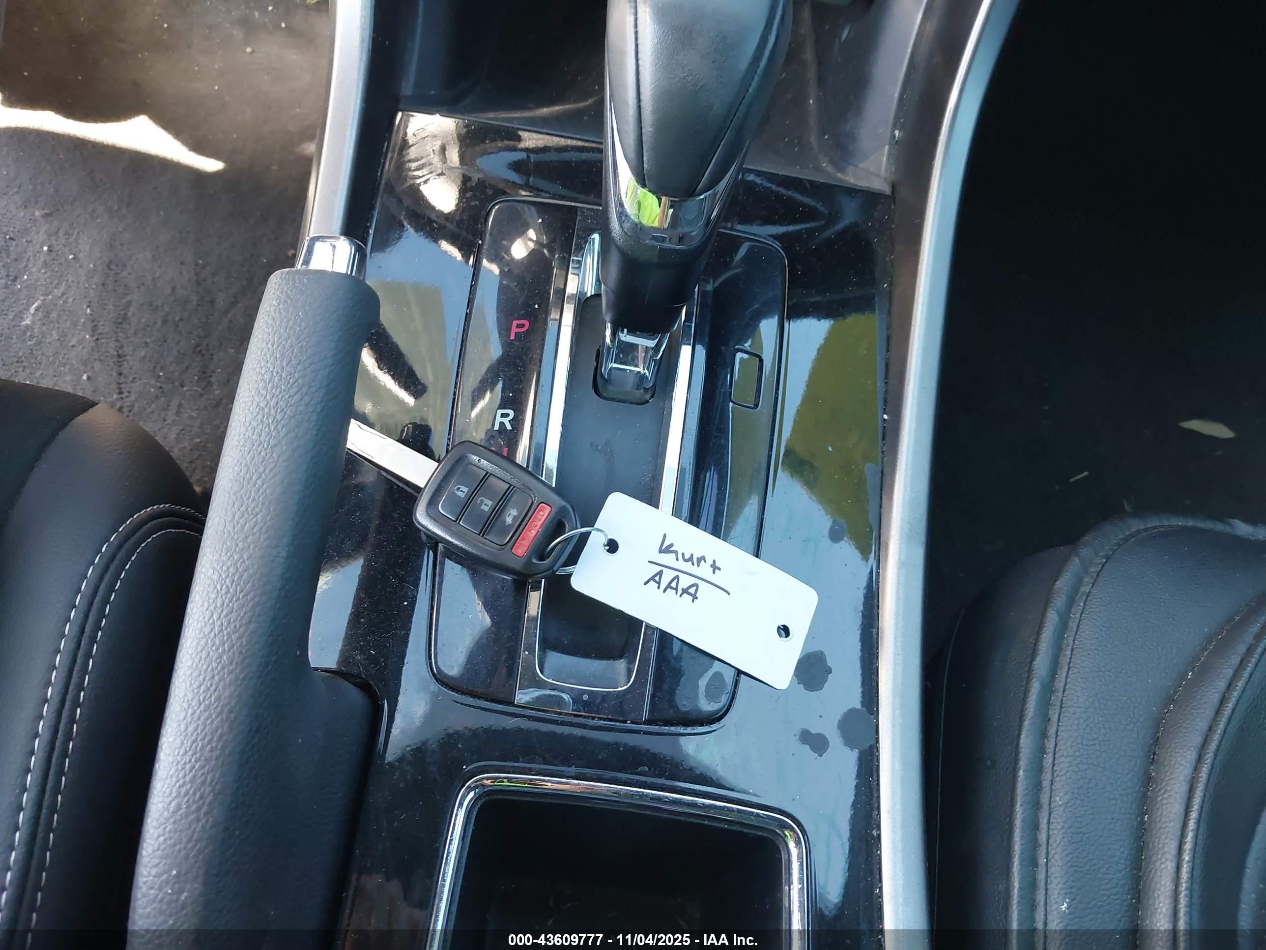 HONDA ACCORD image 11