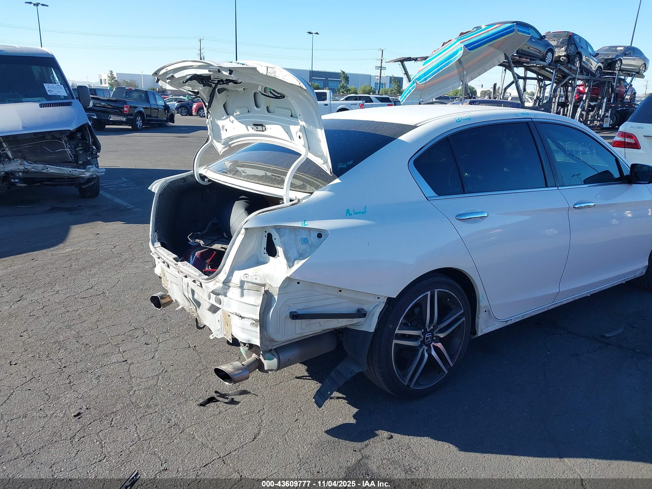HONDA ACCORD image 4