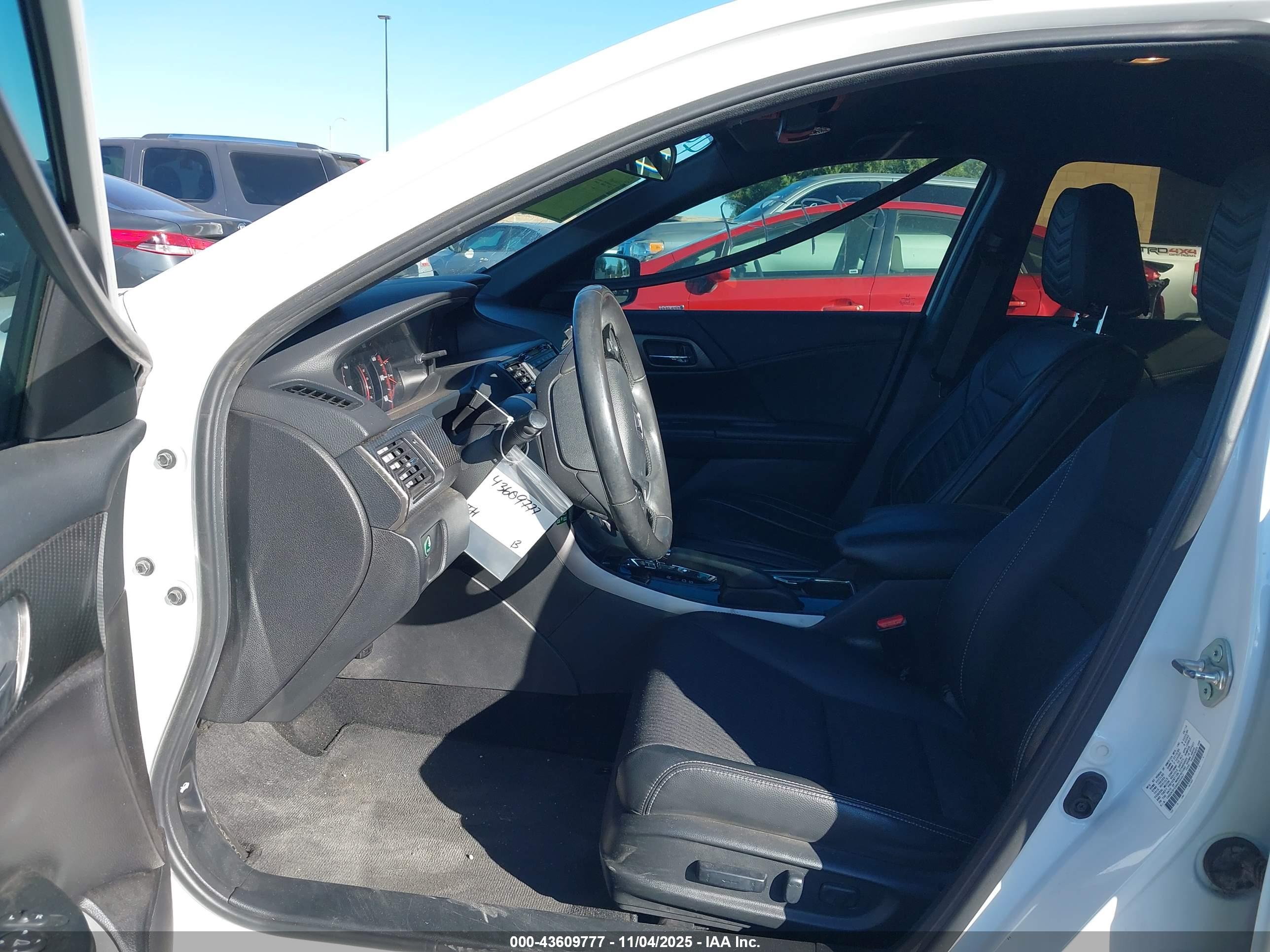 HONDA ACCORD image 5