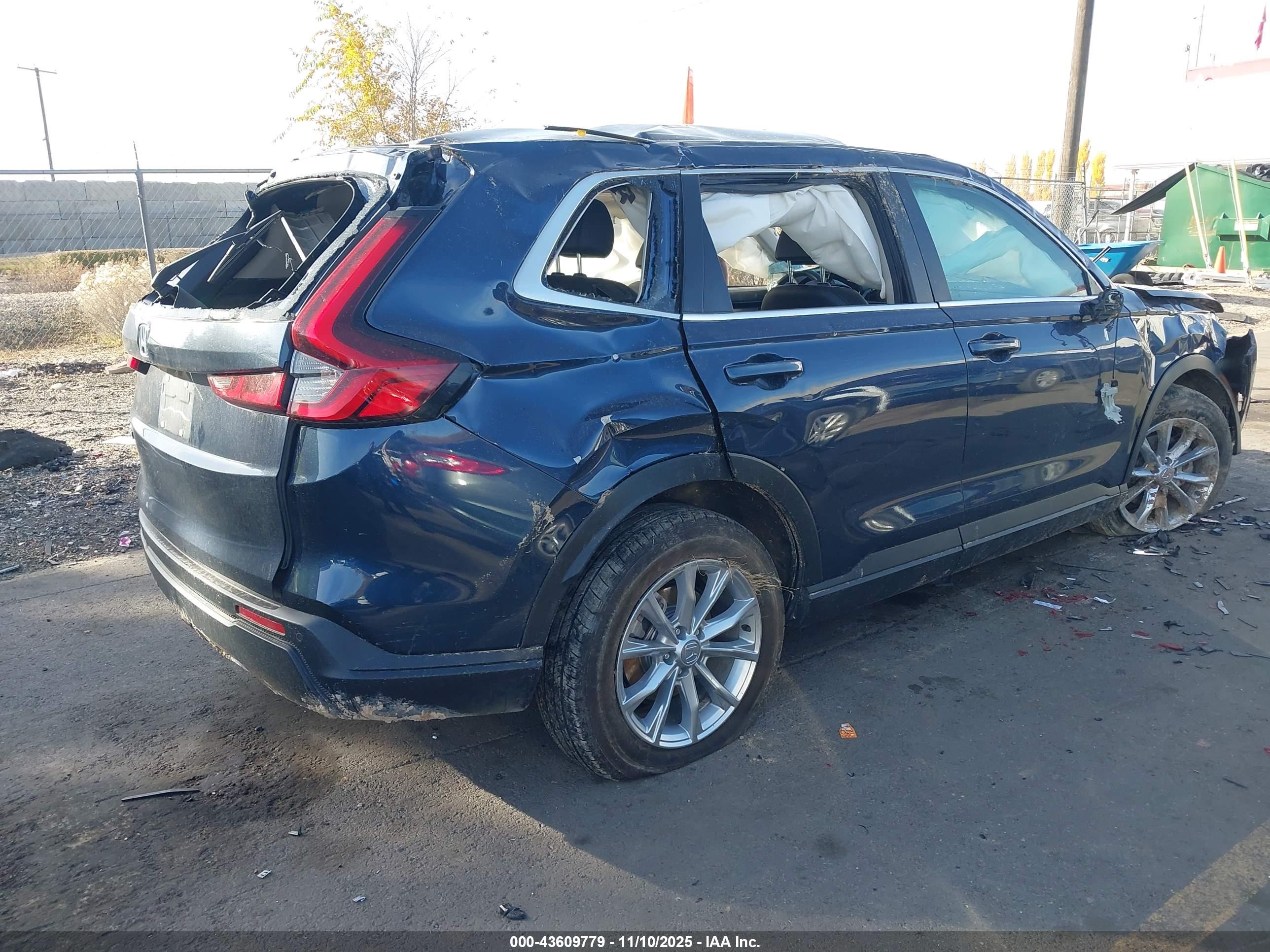 HONDA CR-V image 4