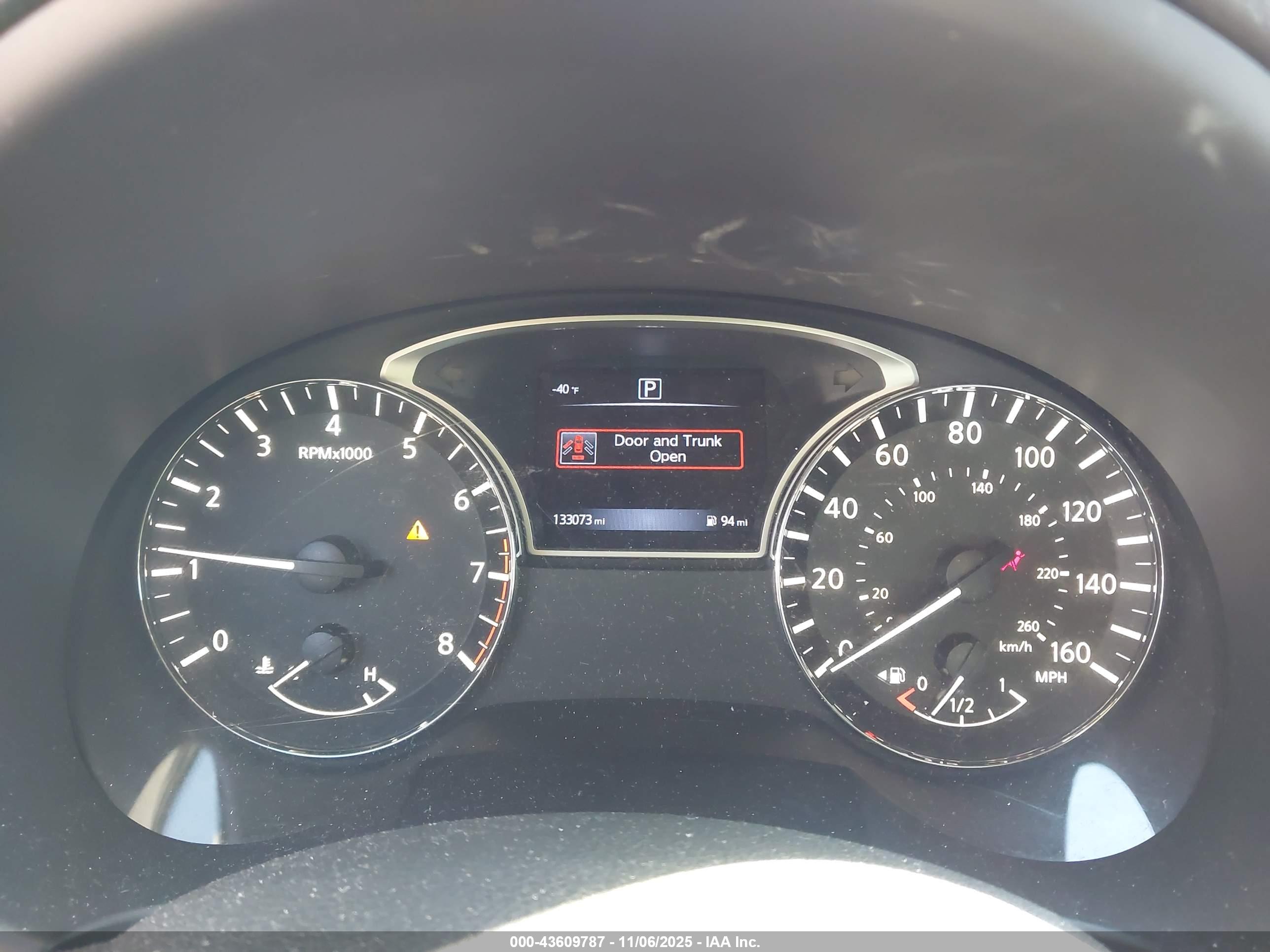 NISSAN ALTIMA image 7