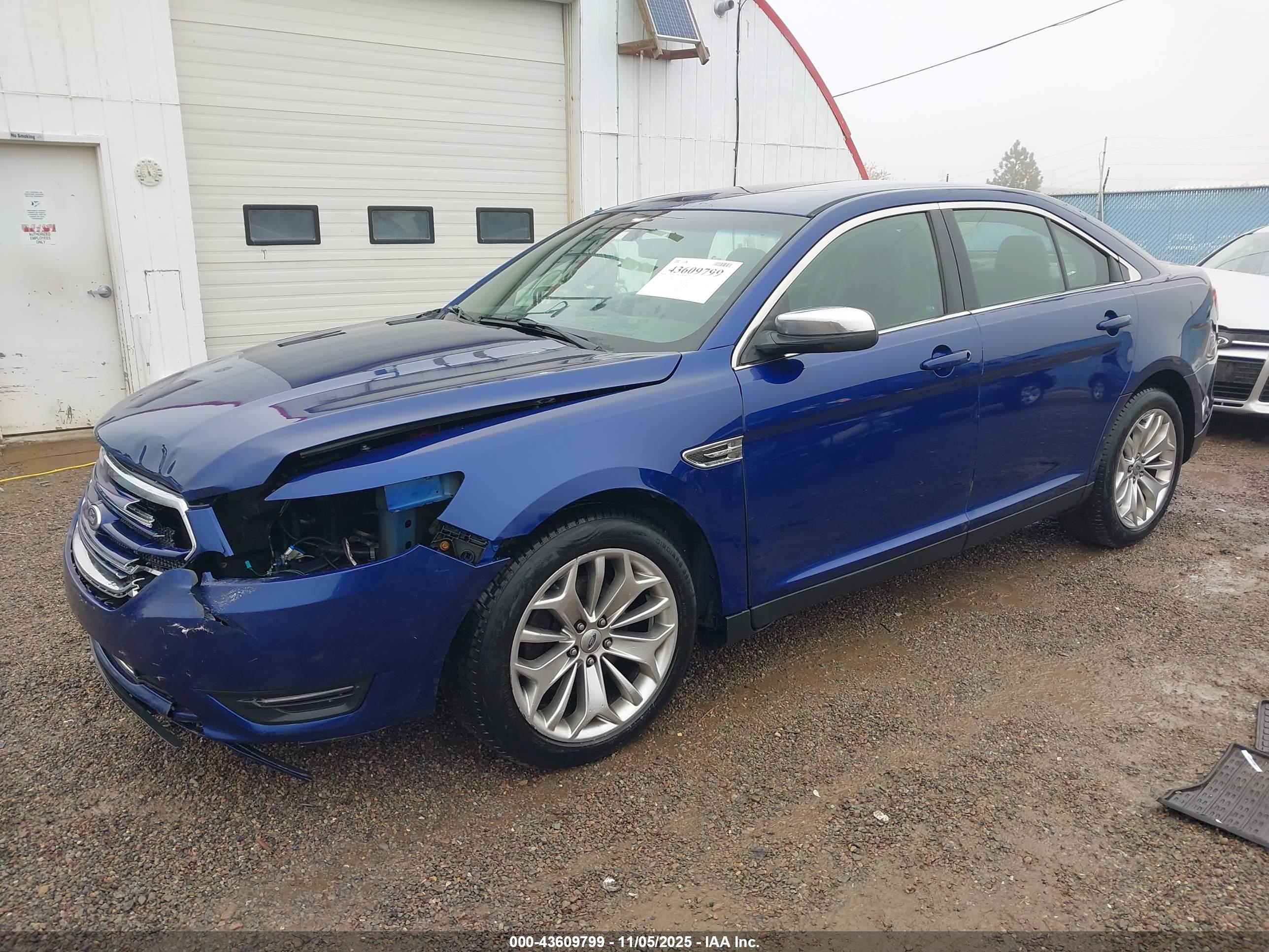 FORD TAURUS image 2
