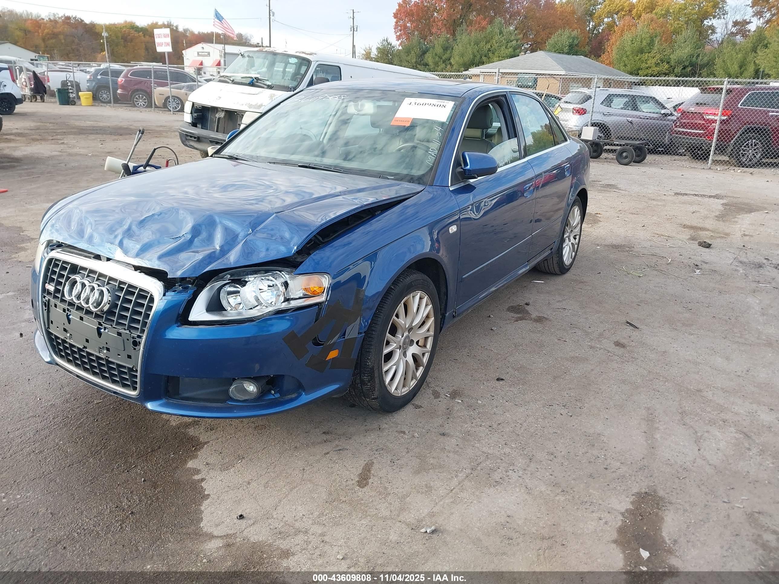 AUDI A4 image 2