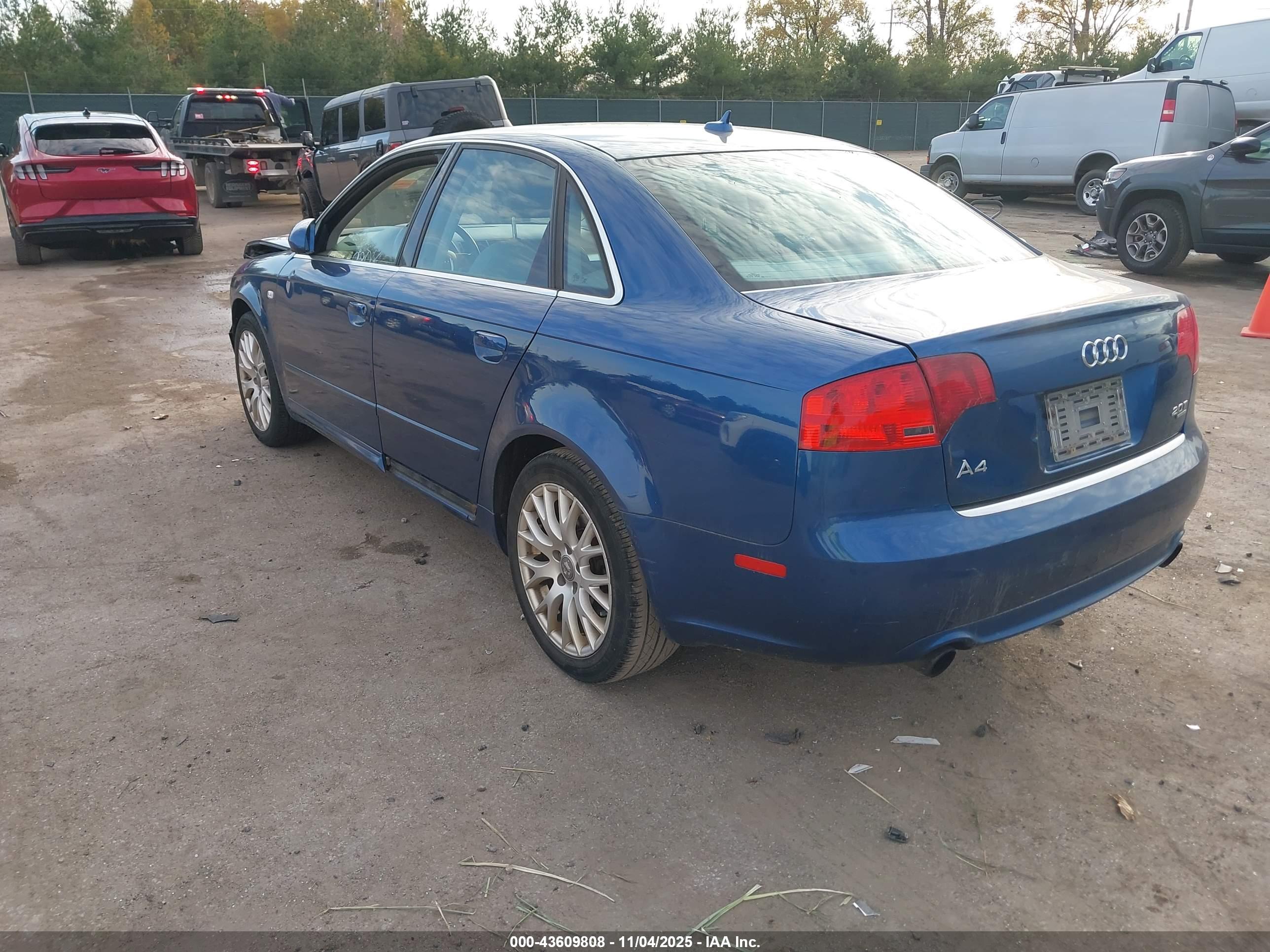 AUDI A4 image 3