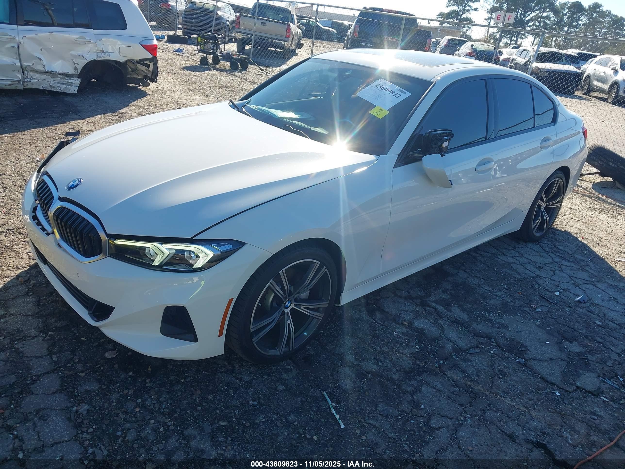 BMW 330I image 2