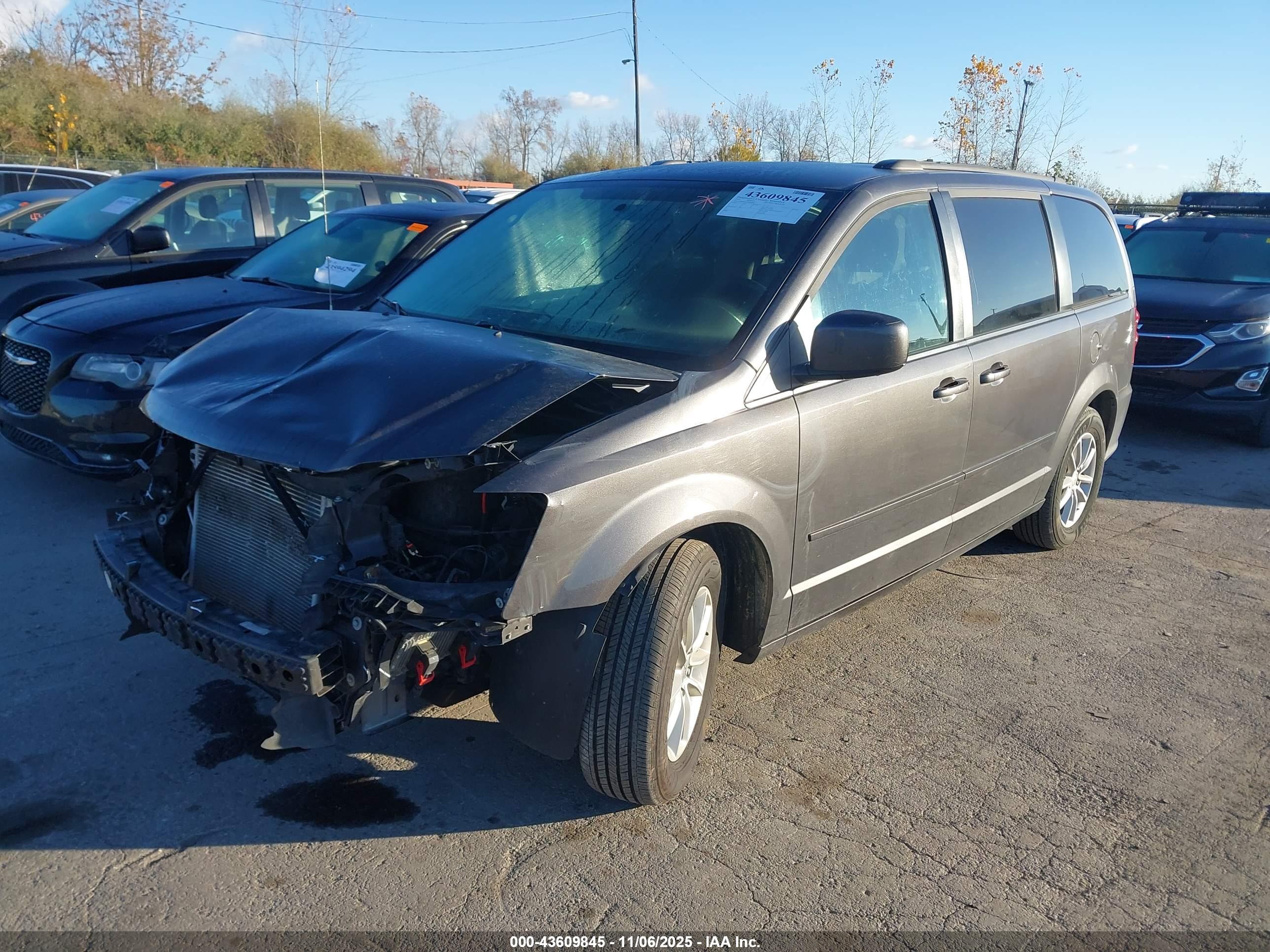 DODGE GRAND image 2