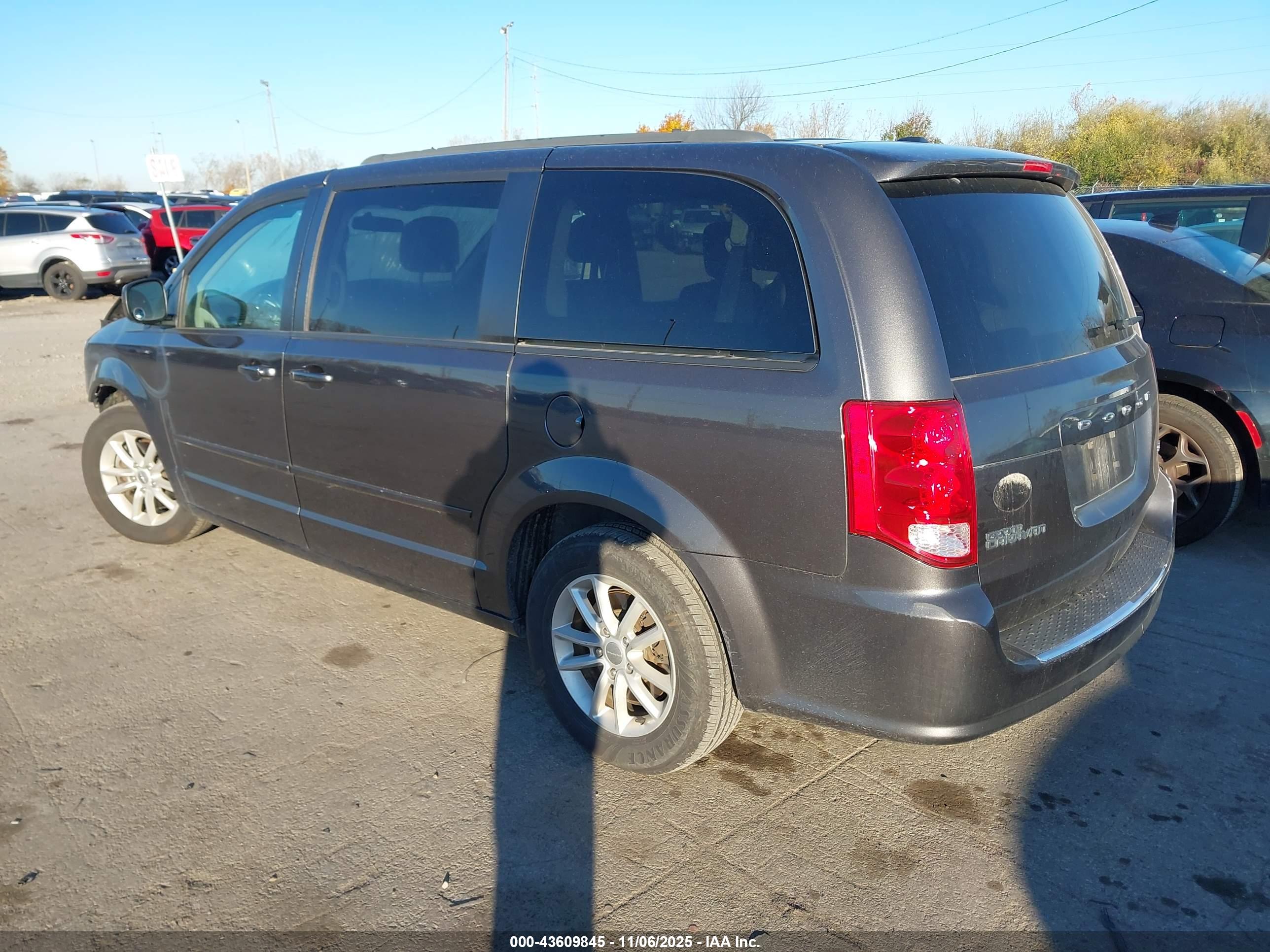 DODGE GRAND image 3