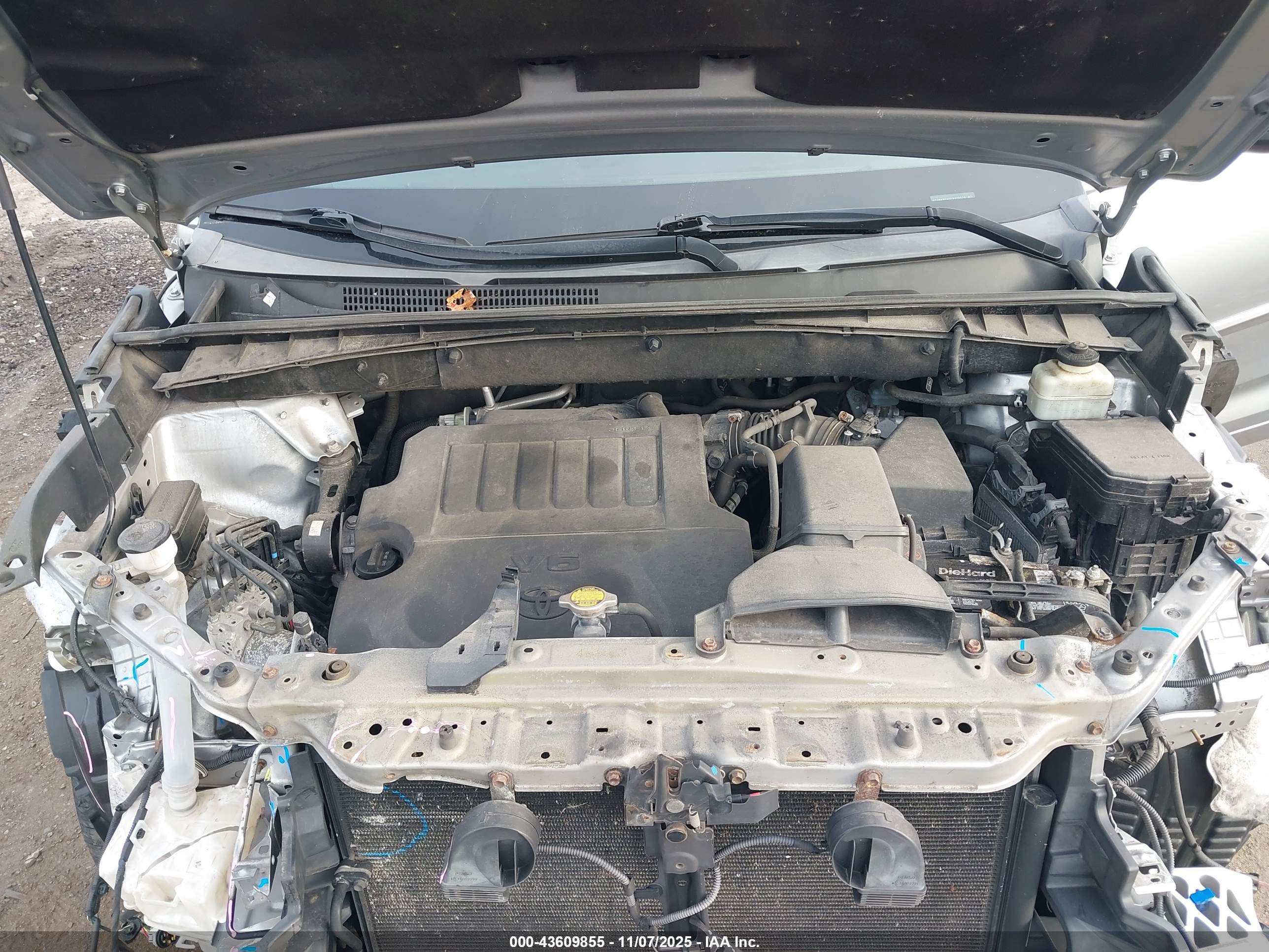 TOYOTA HIGHLANDER image 10