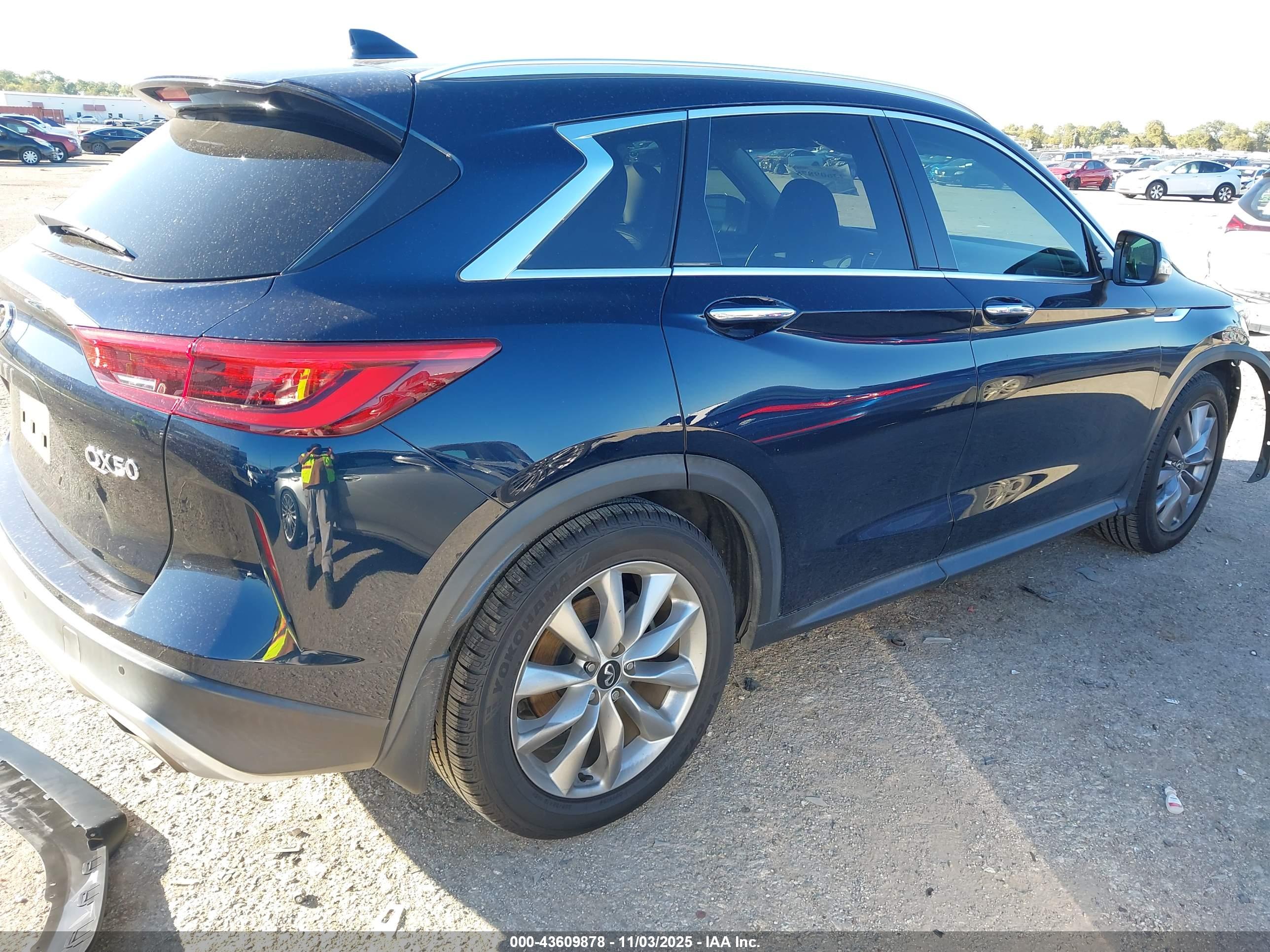 INFINITI QX50 image 4