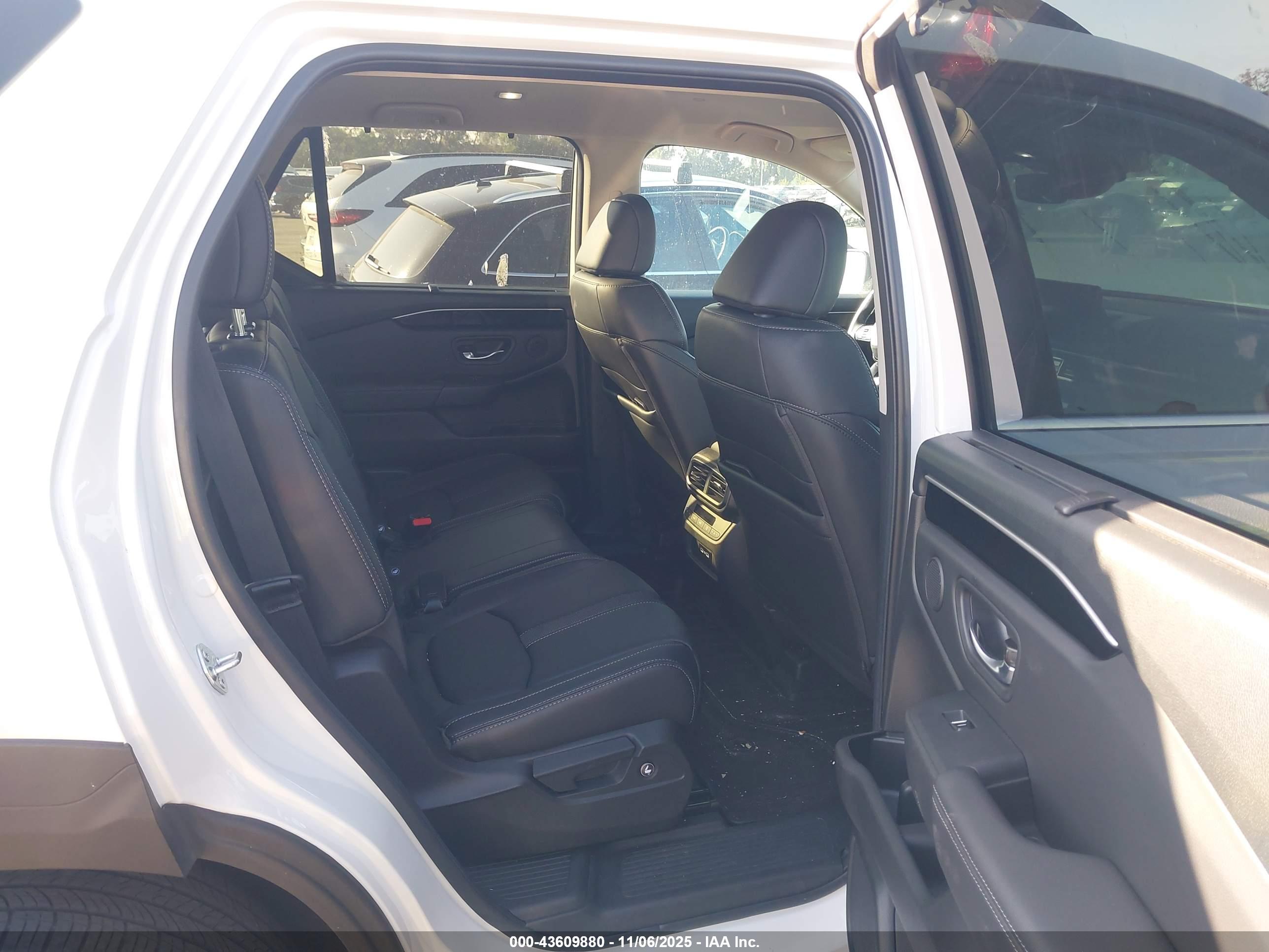 HONDA PILOT image 8