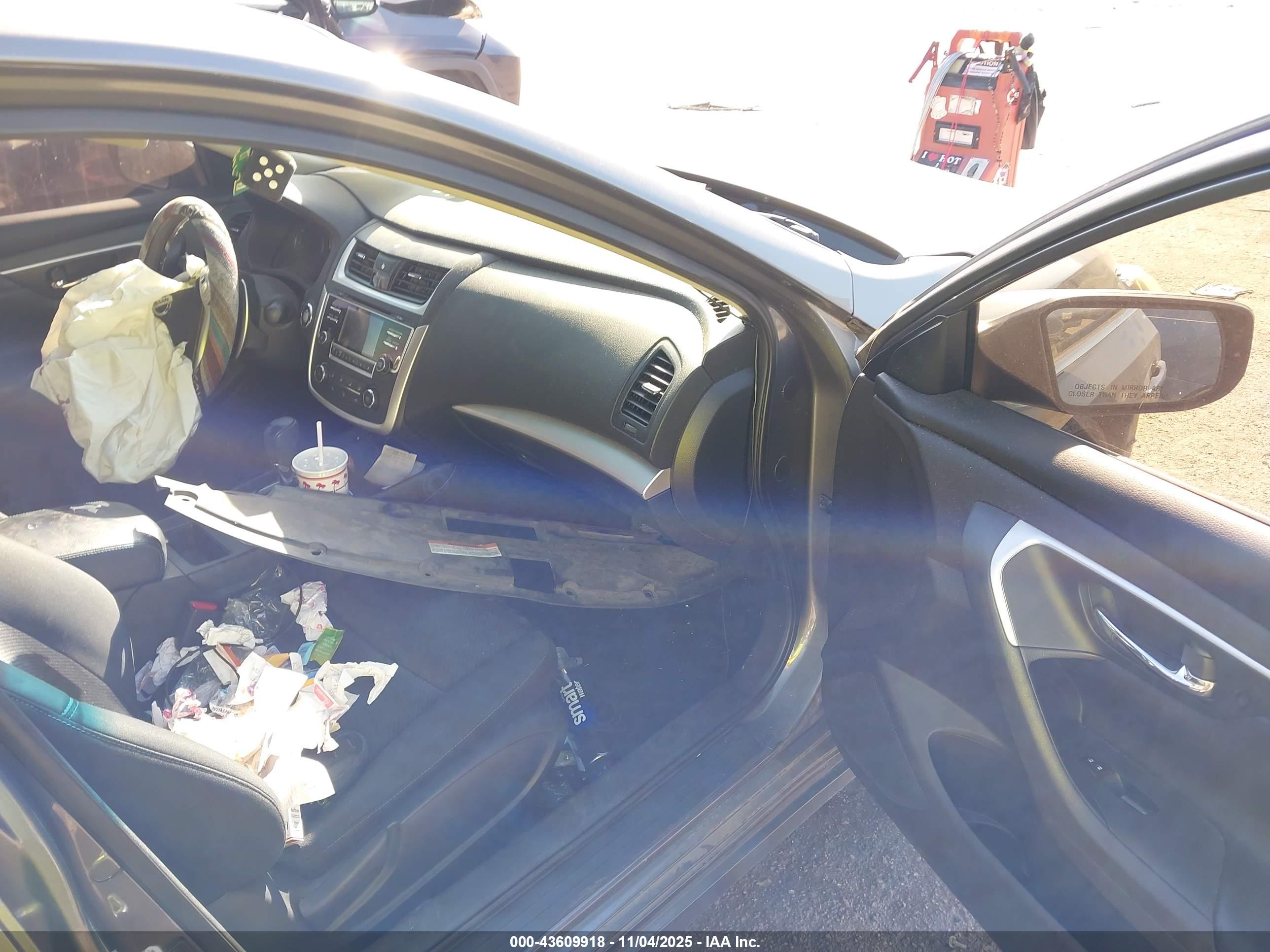 NISSAN ALTIMA image 5