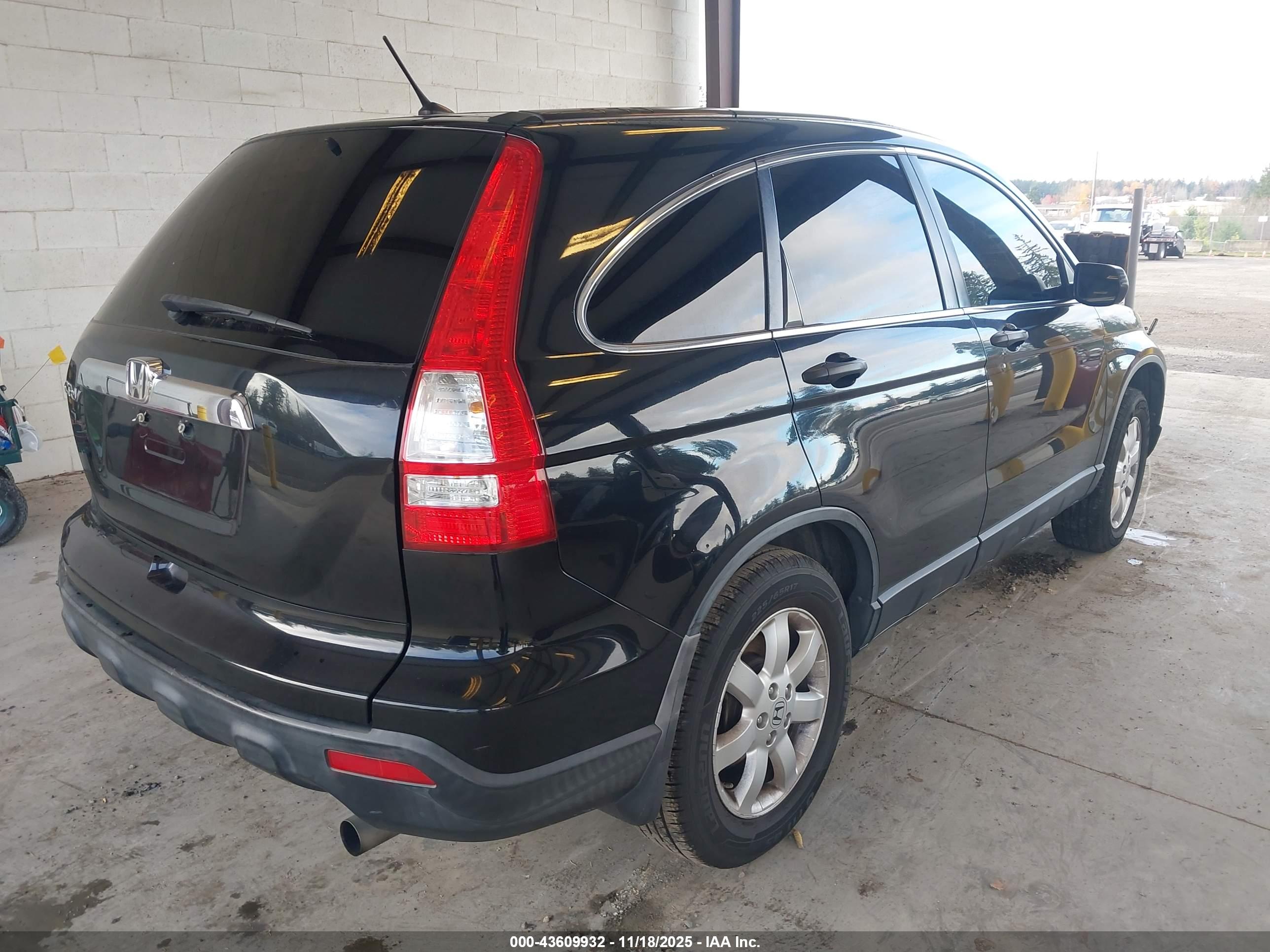 HONDA CR-V image 4