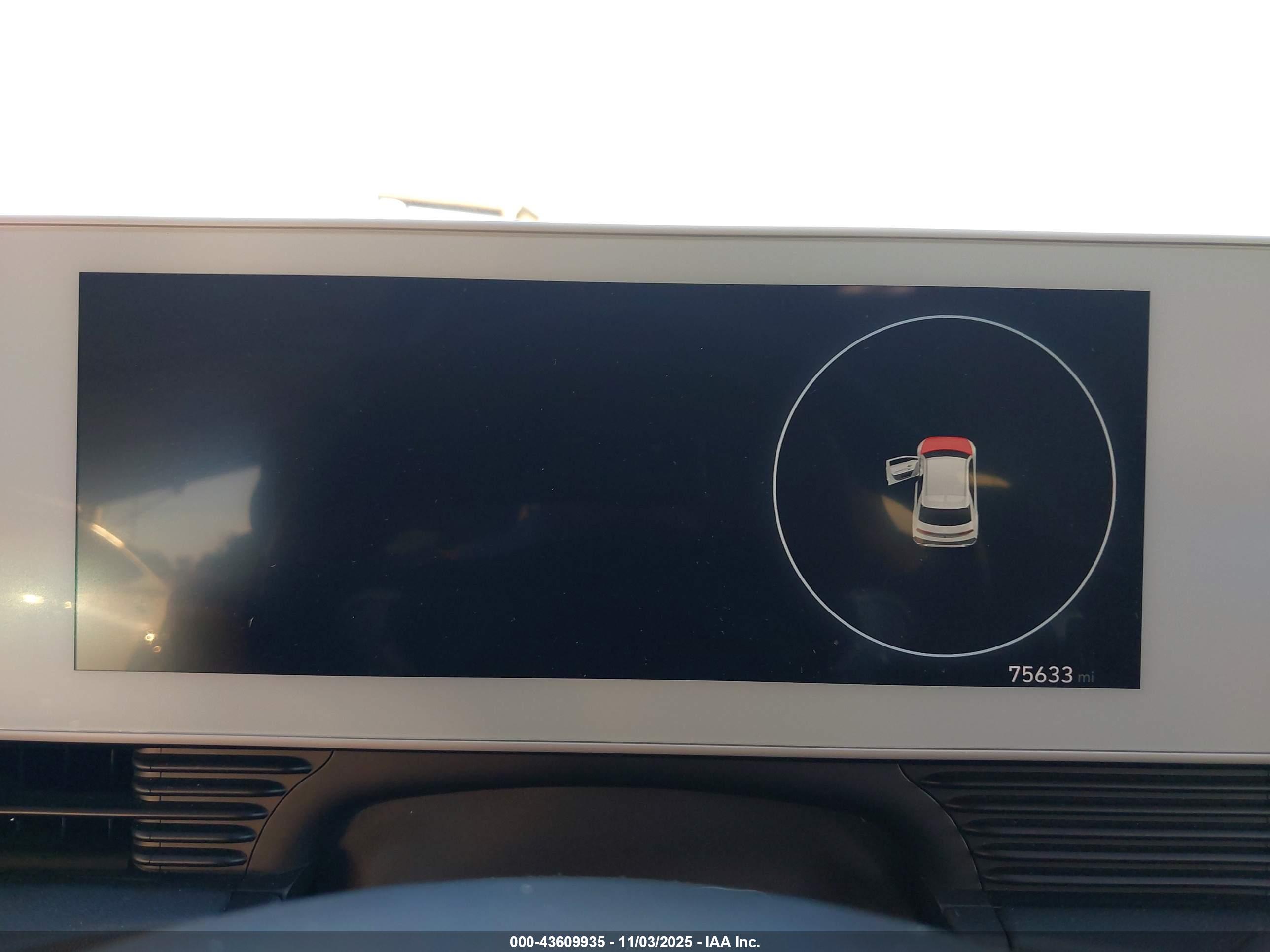 HYUNDAI IONIQ image 7