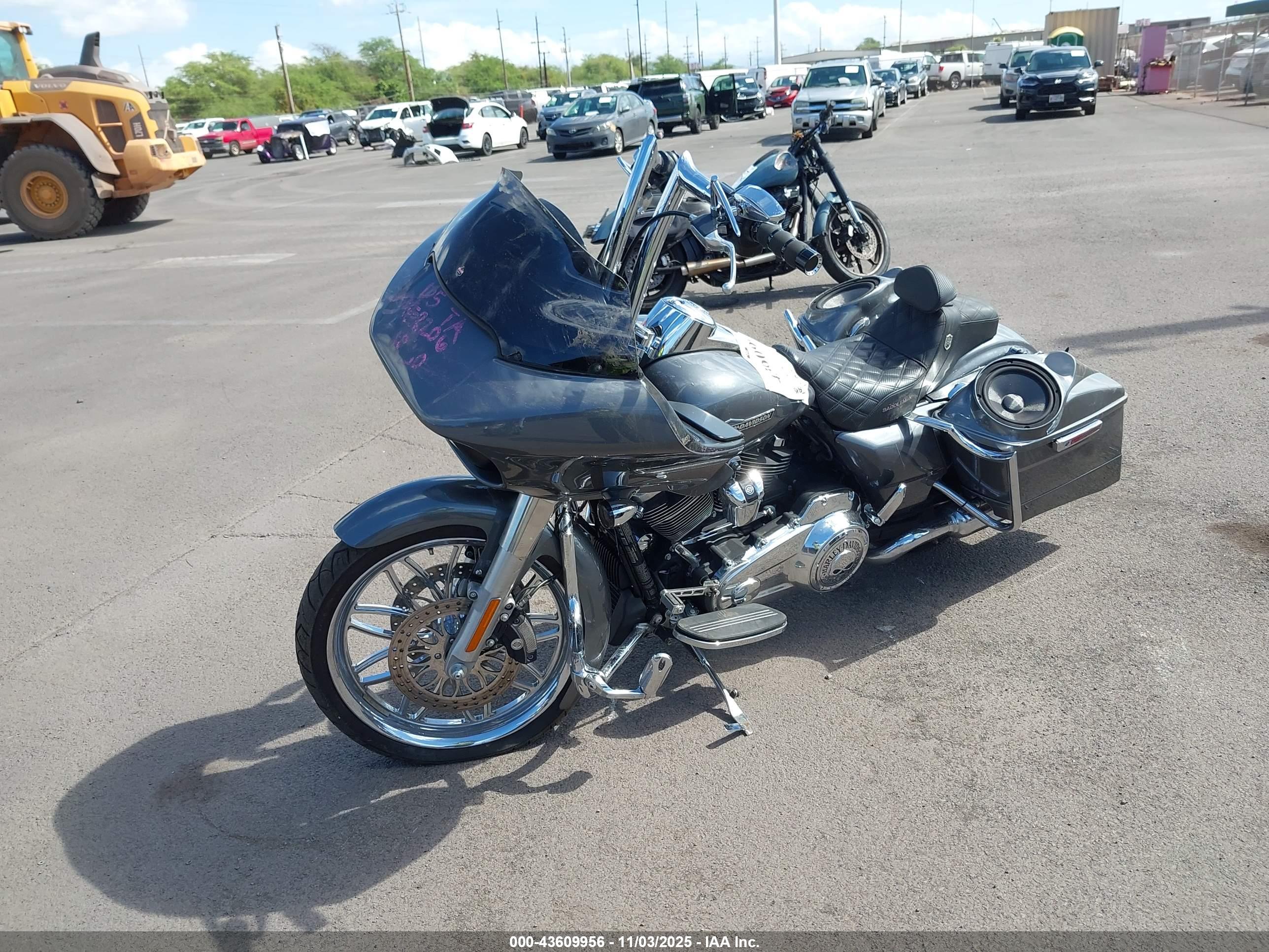 HARLEY-DAVIDSON FLTRX image 2
