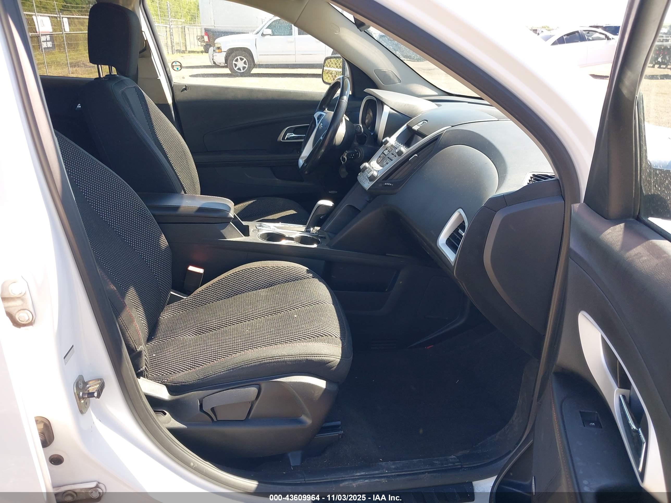 CHEVROLET EQUINOX image 5