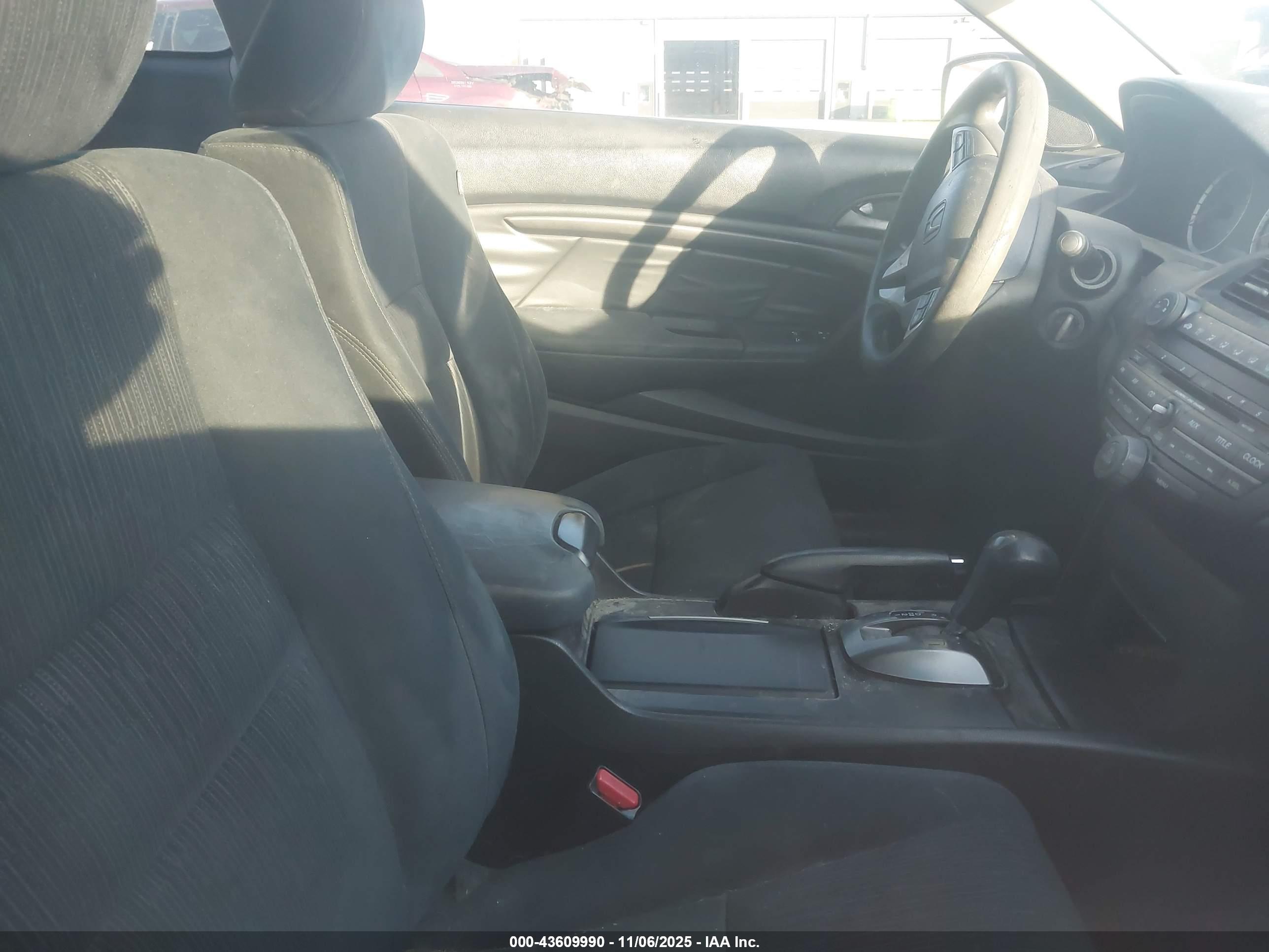 HONDA ACCORD image 5