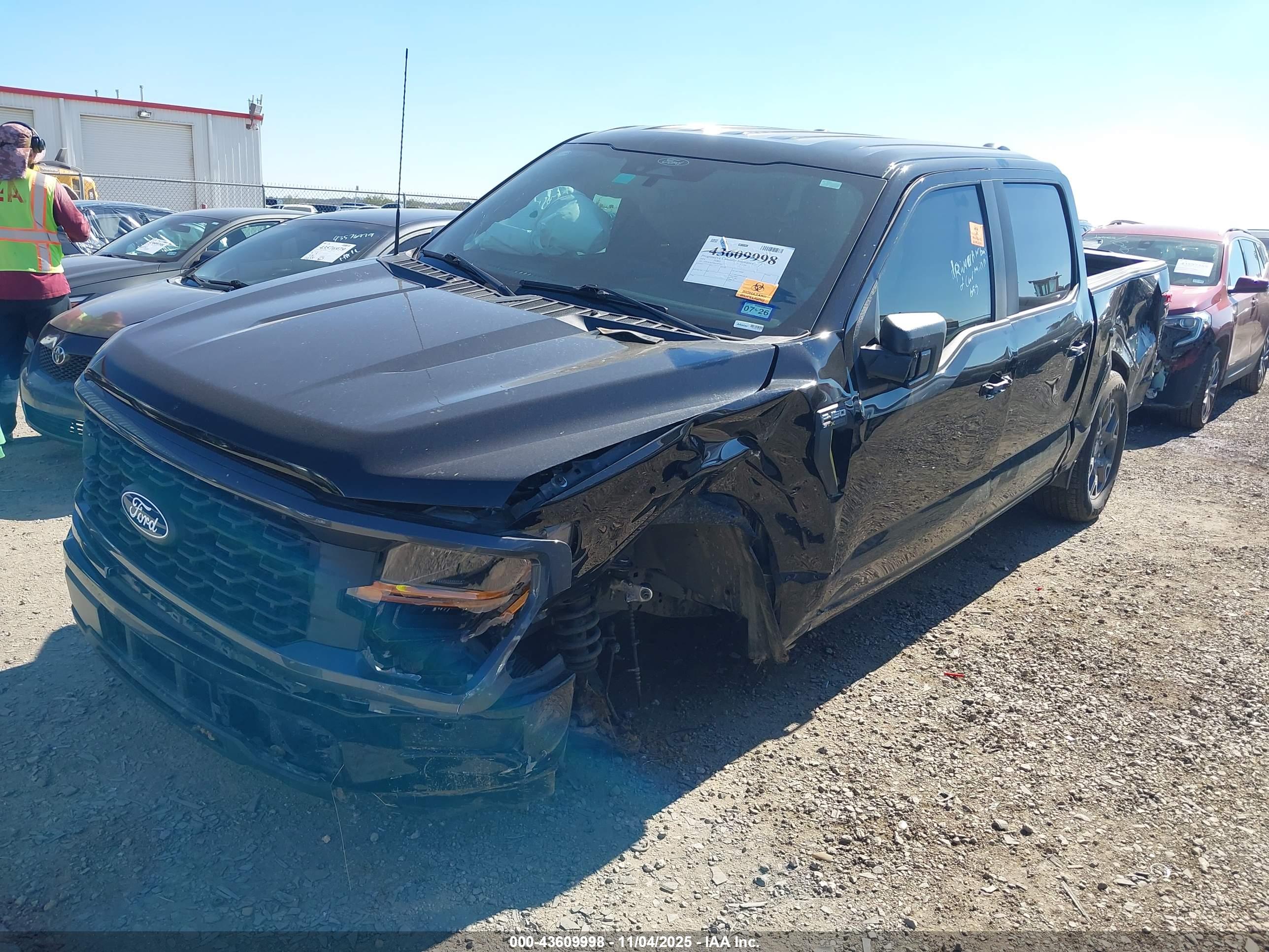 FORD F-150 image 2