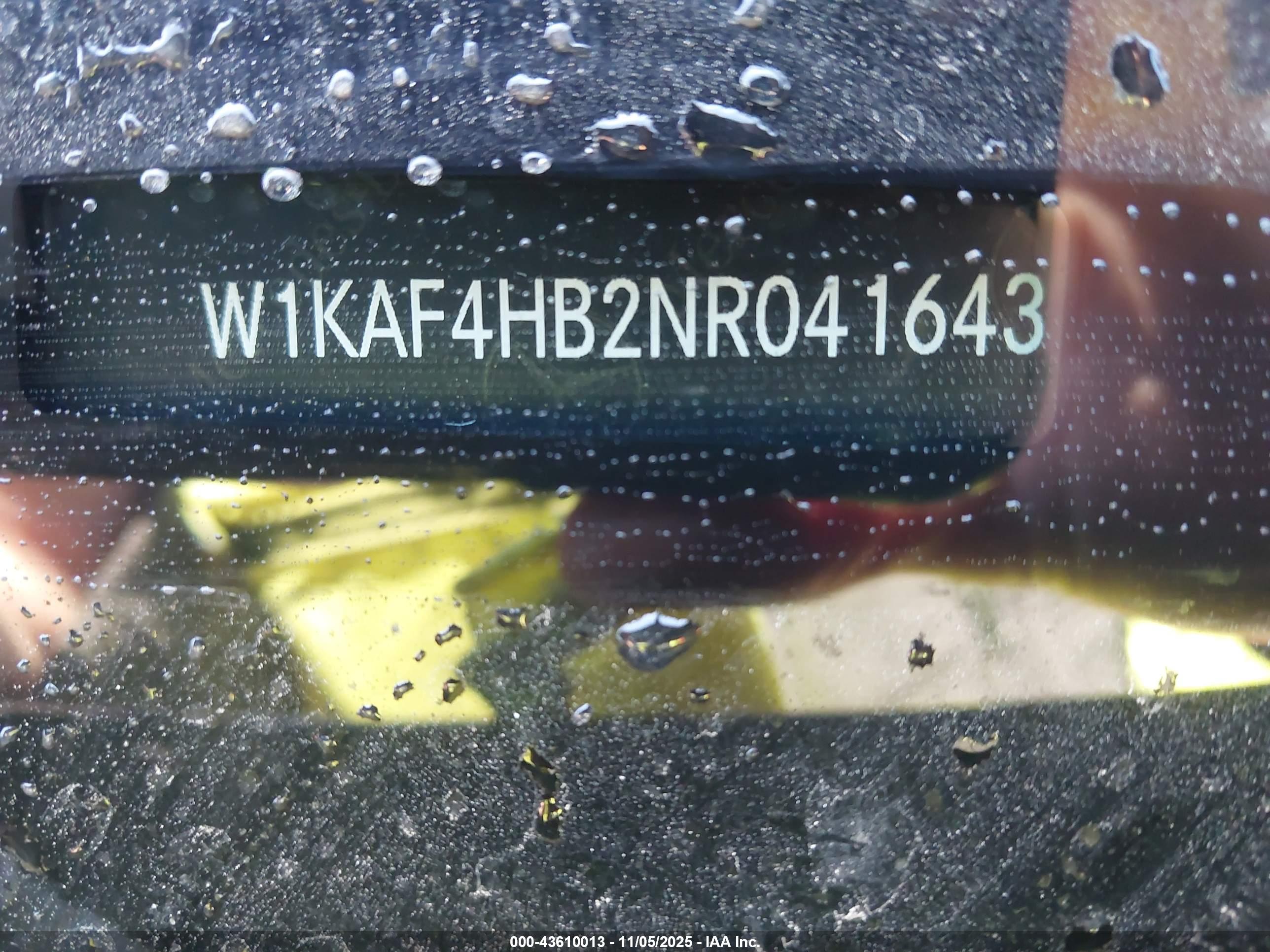 MERCEDES-BENZ C image 9