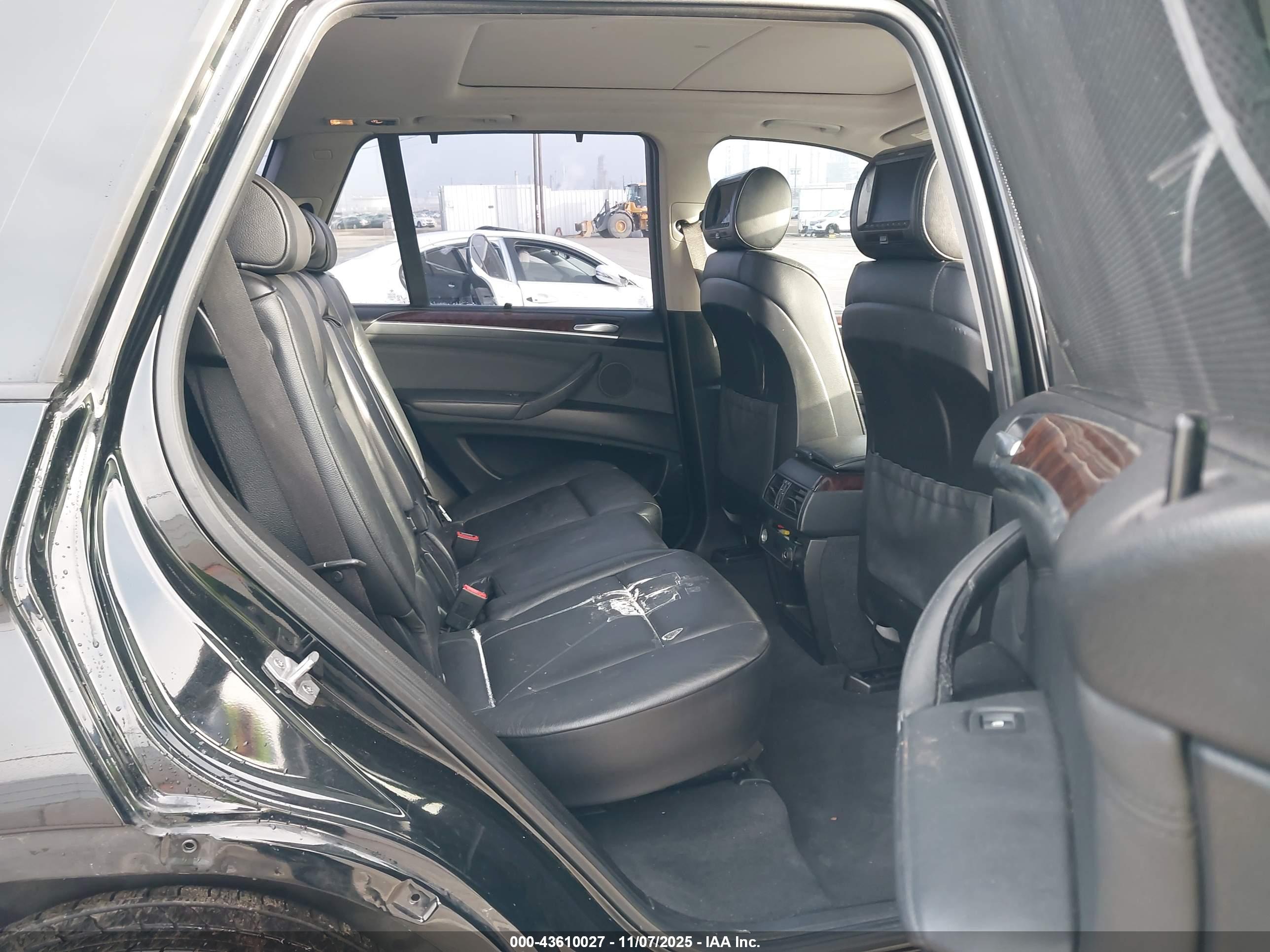BMW X5 image 8