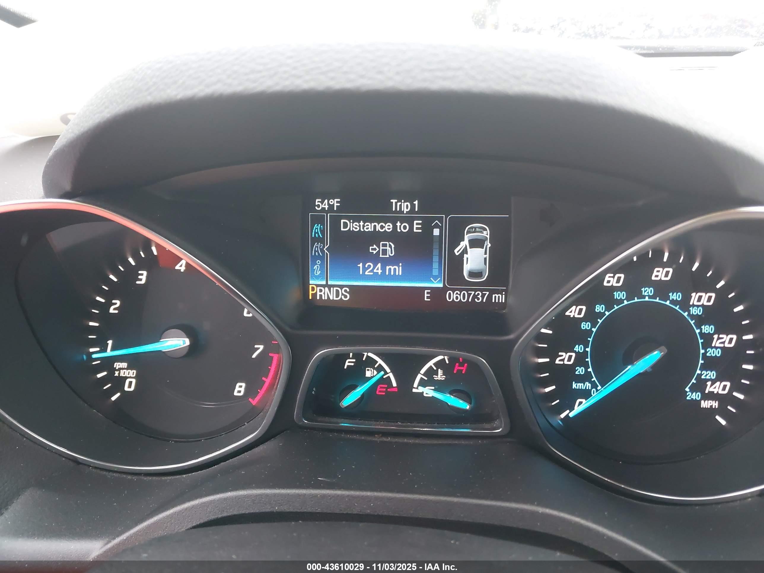 FORD ESCAPE image 7