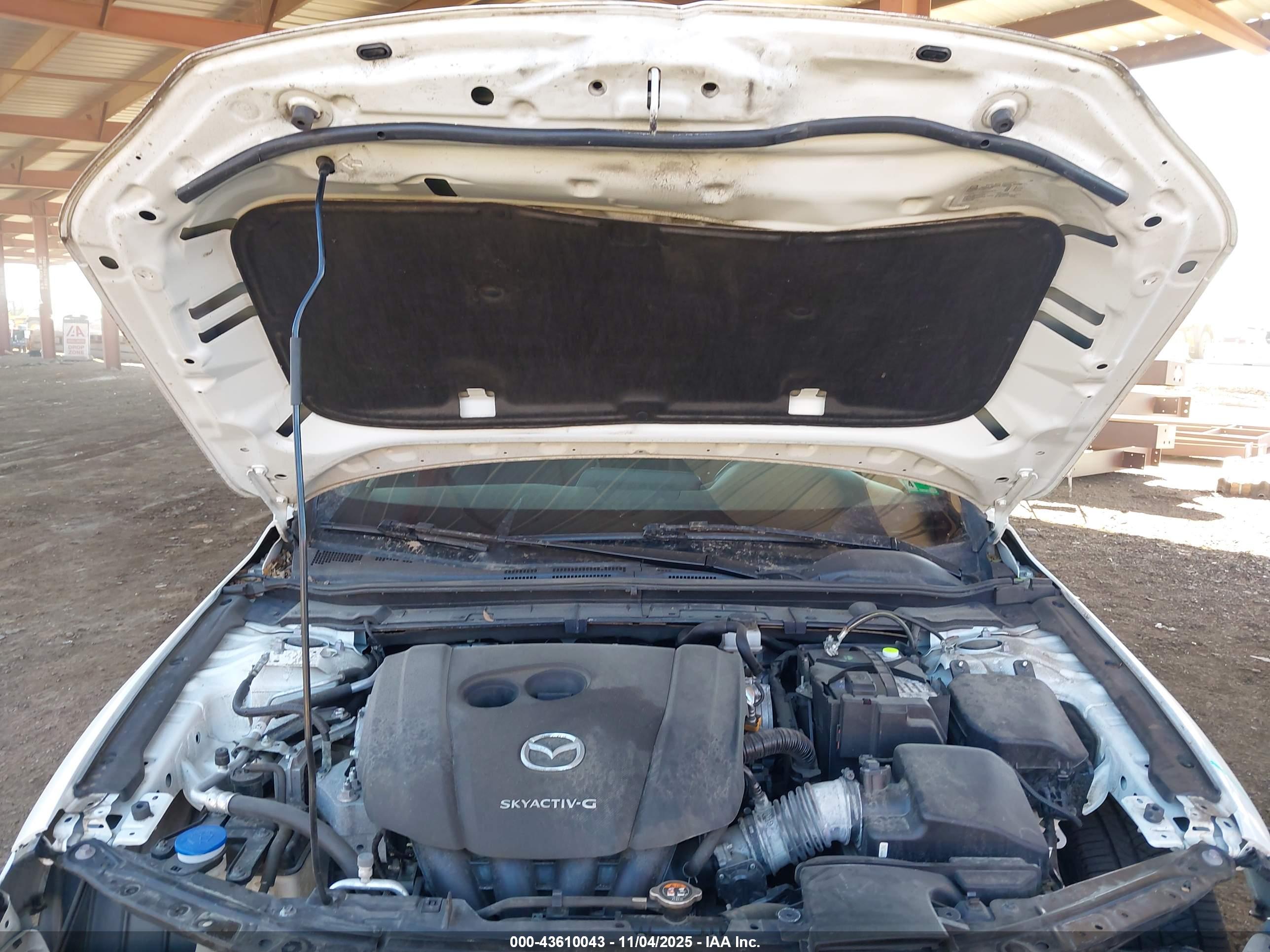 MAZDA MAZDA3 image 10