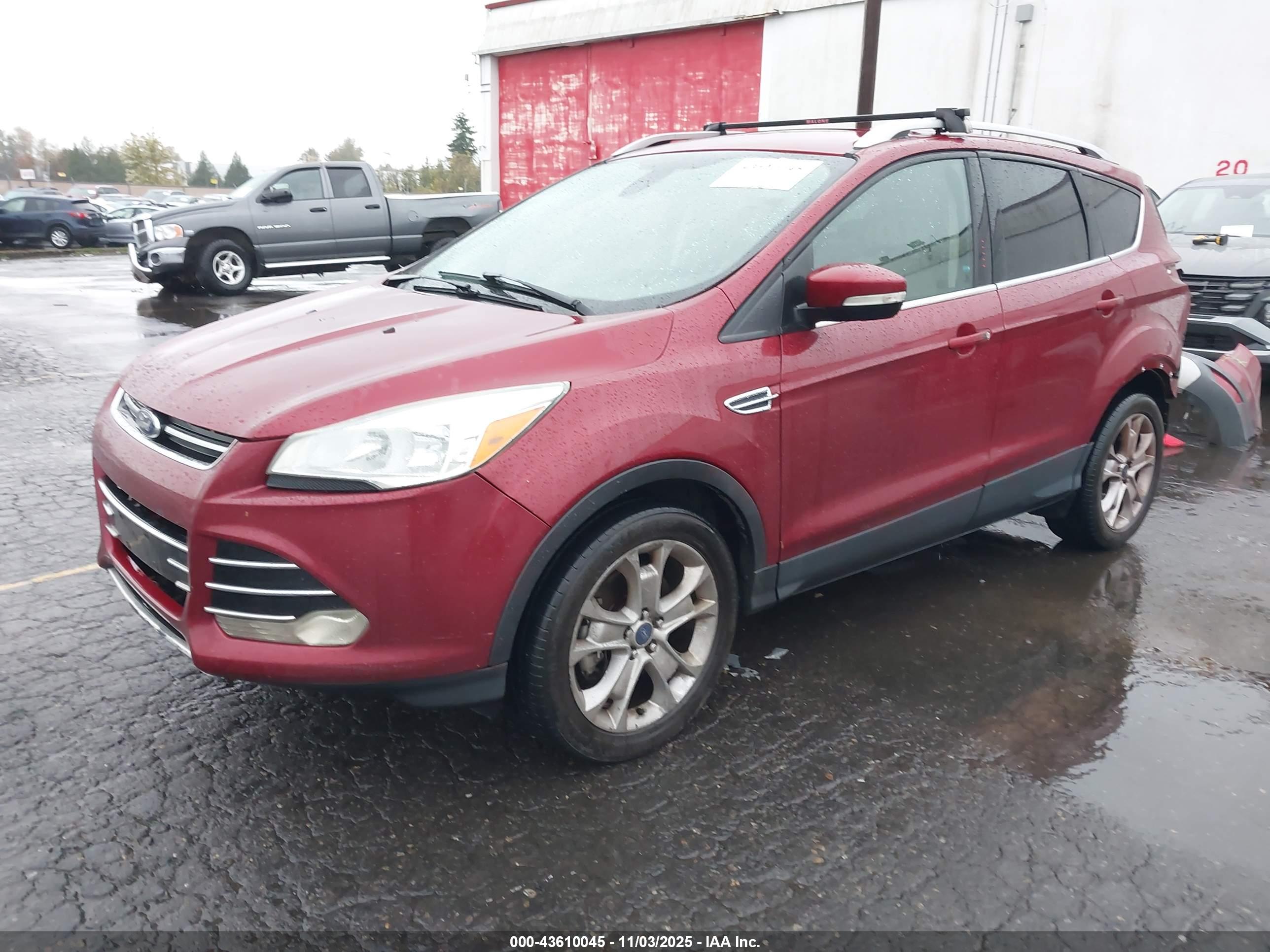 FORD ESCAPE image 2