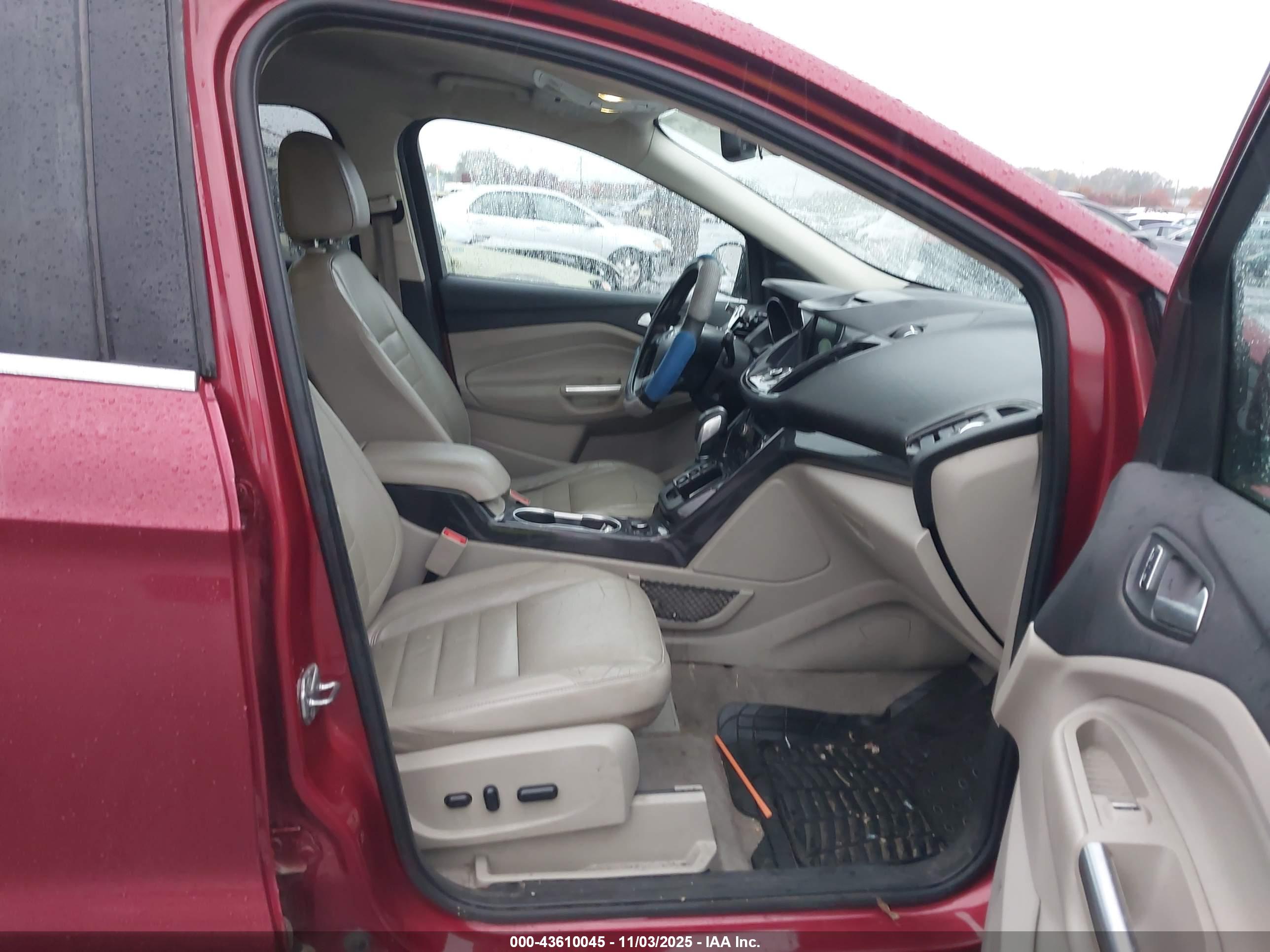 FORD ESCAPE image 5
