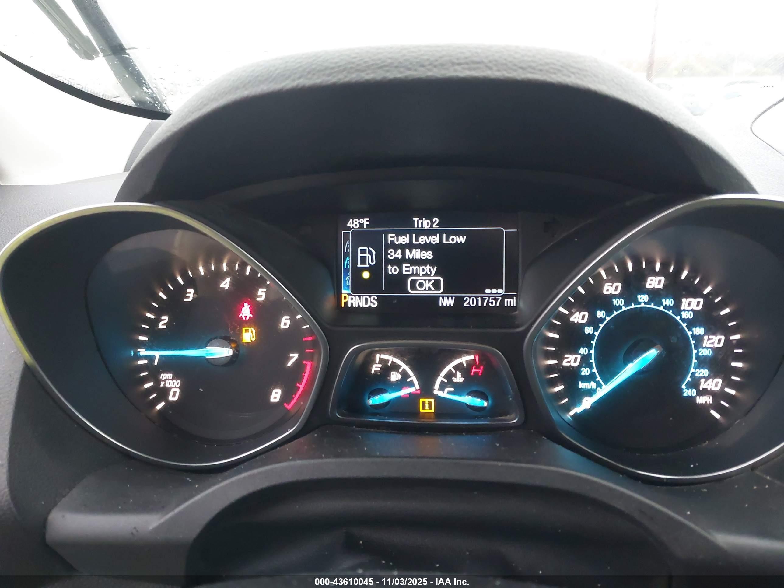 FORD ESCAPE image 7