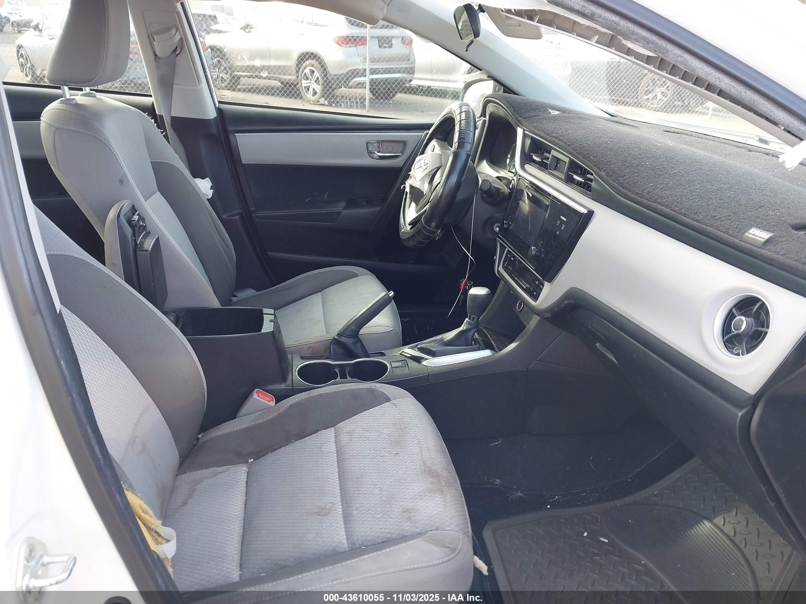 TOYOTA COROLLA image 5