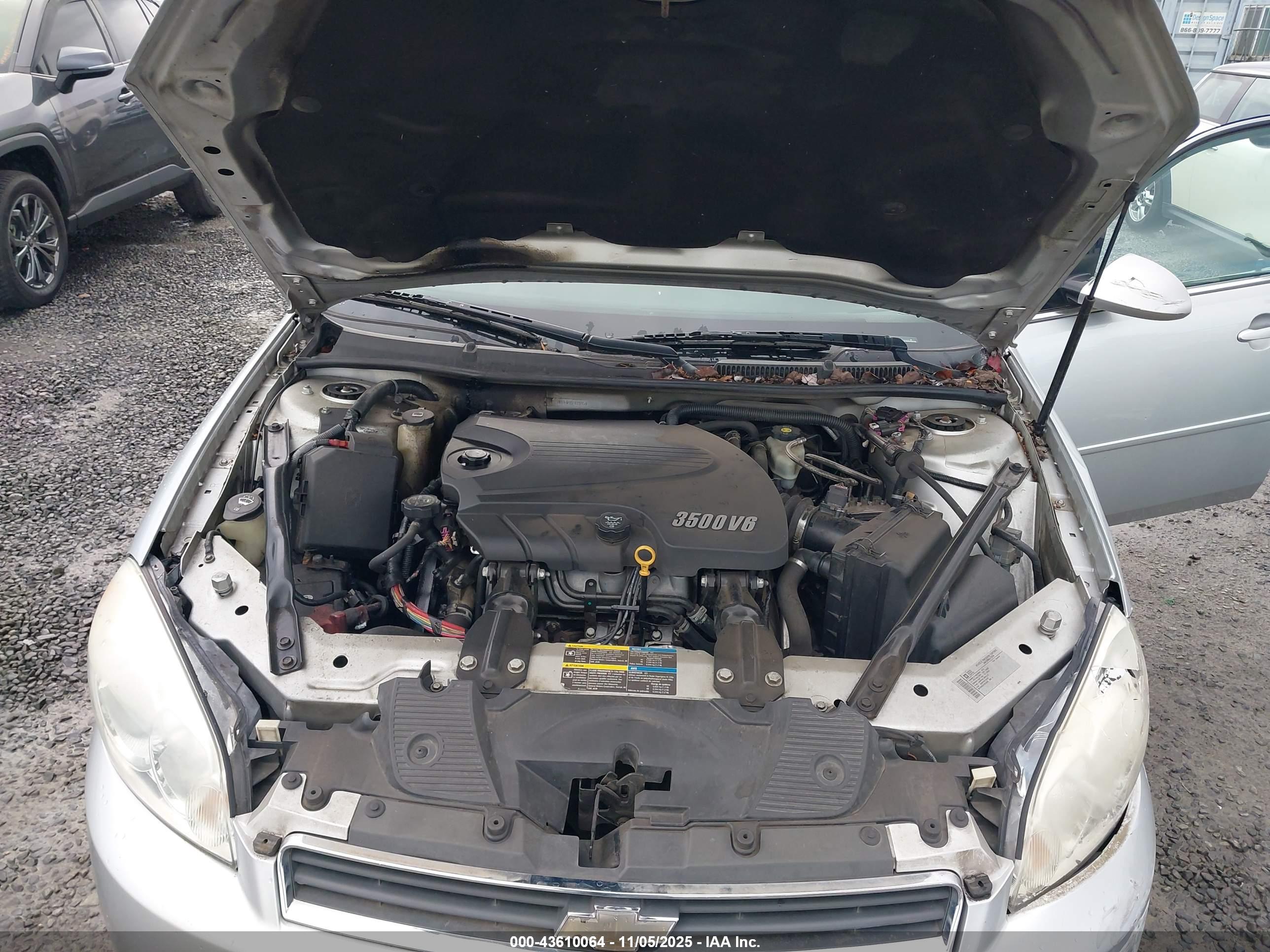 CHEVROLET IMPALA image 10