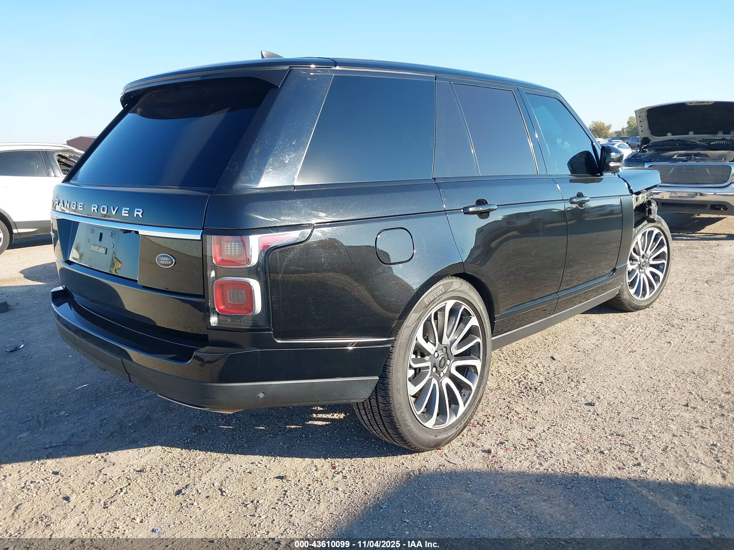 LAND ROVER image 4