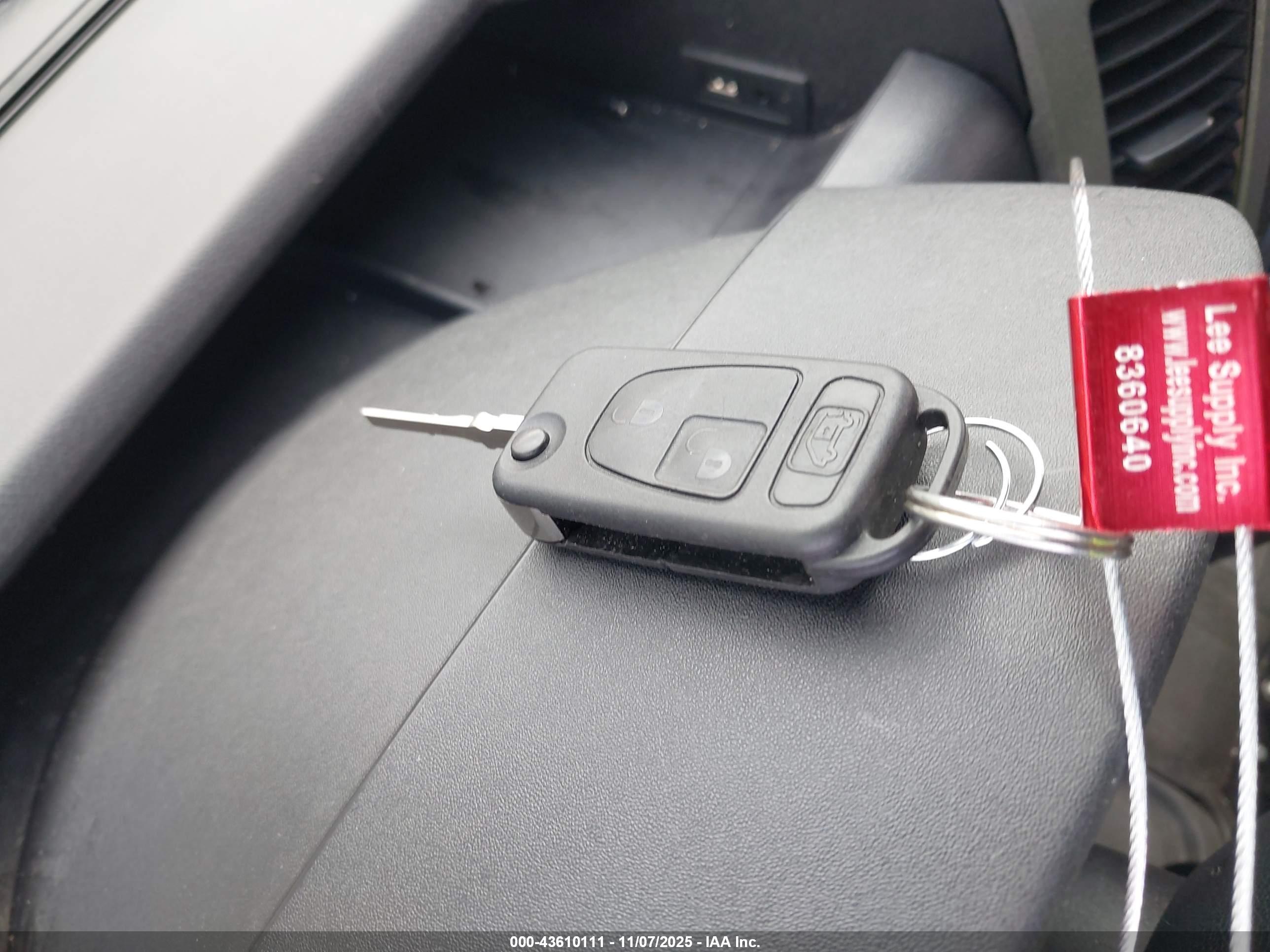 MERCEDES-BENZ SPRINTER image 11