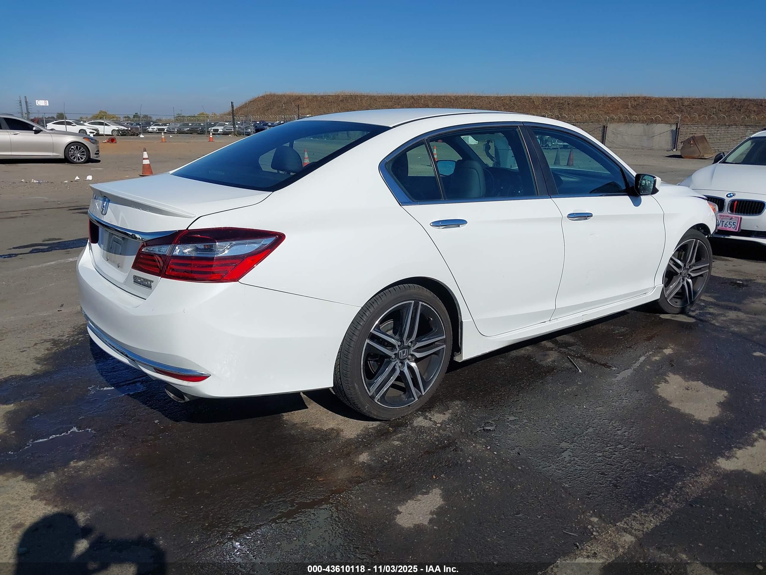 HONDA ACCORD image 4