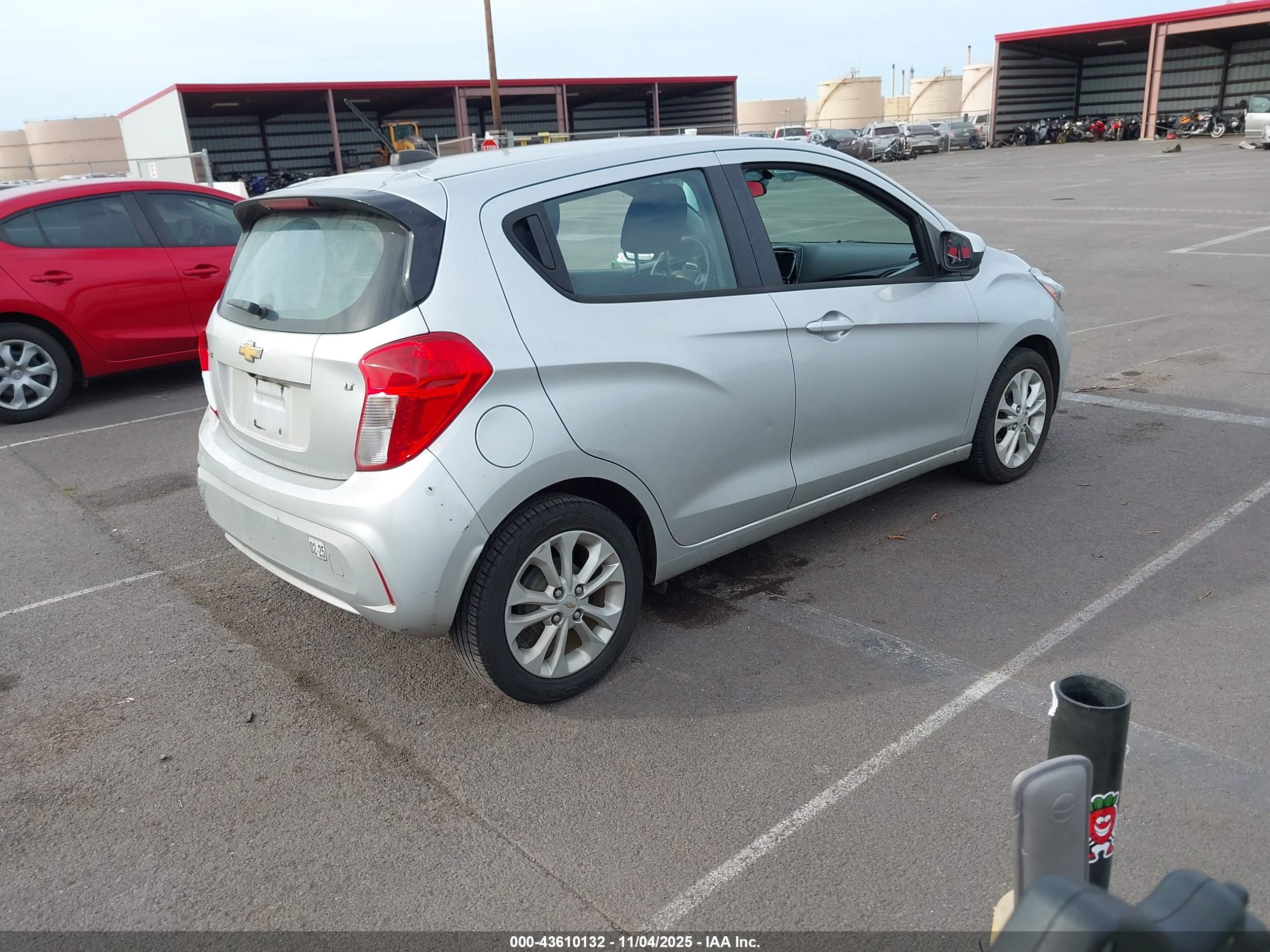 CHEVROLET SPARK image 4