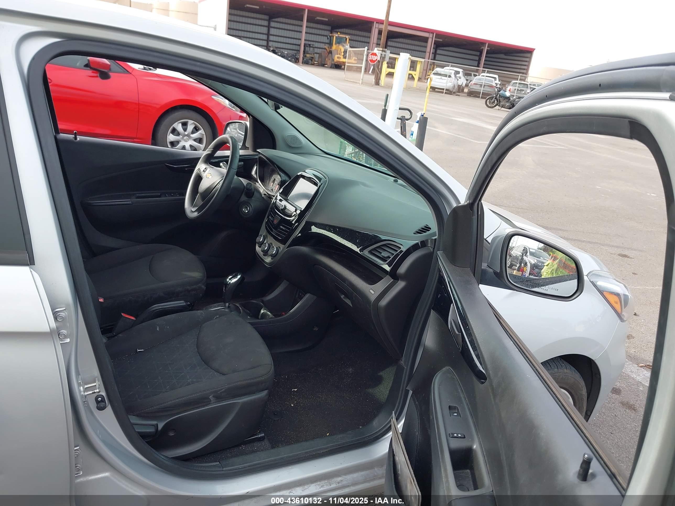 CHEVROLET SPARK image 5
