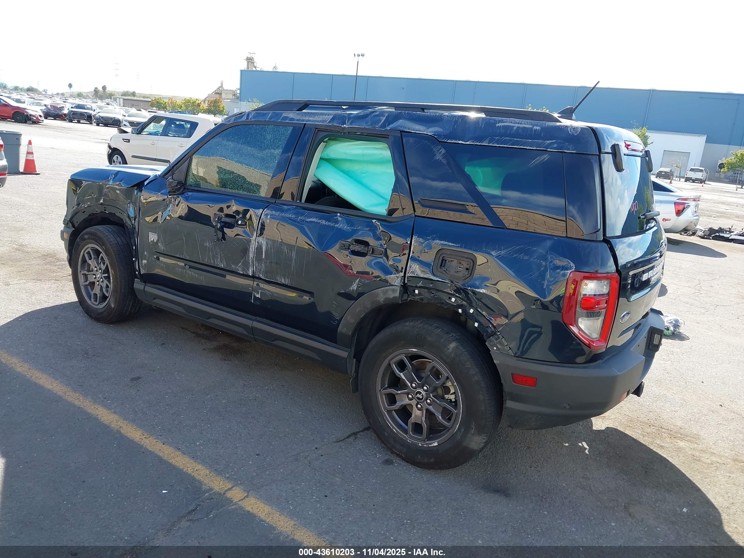 FORD BRONCO image 3
