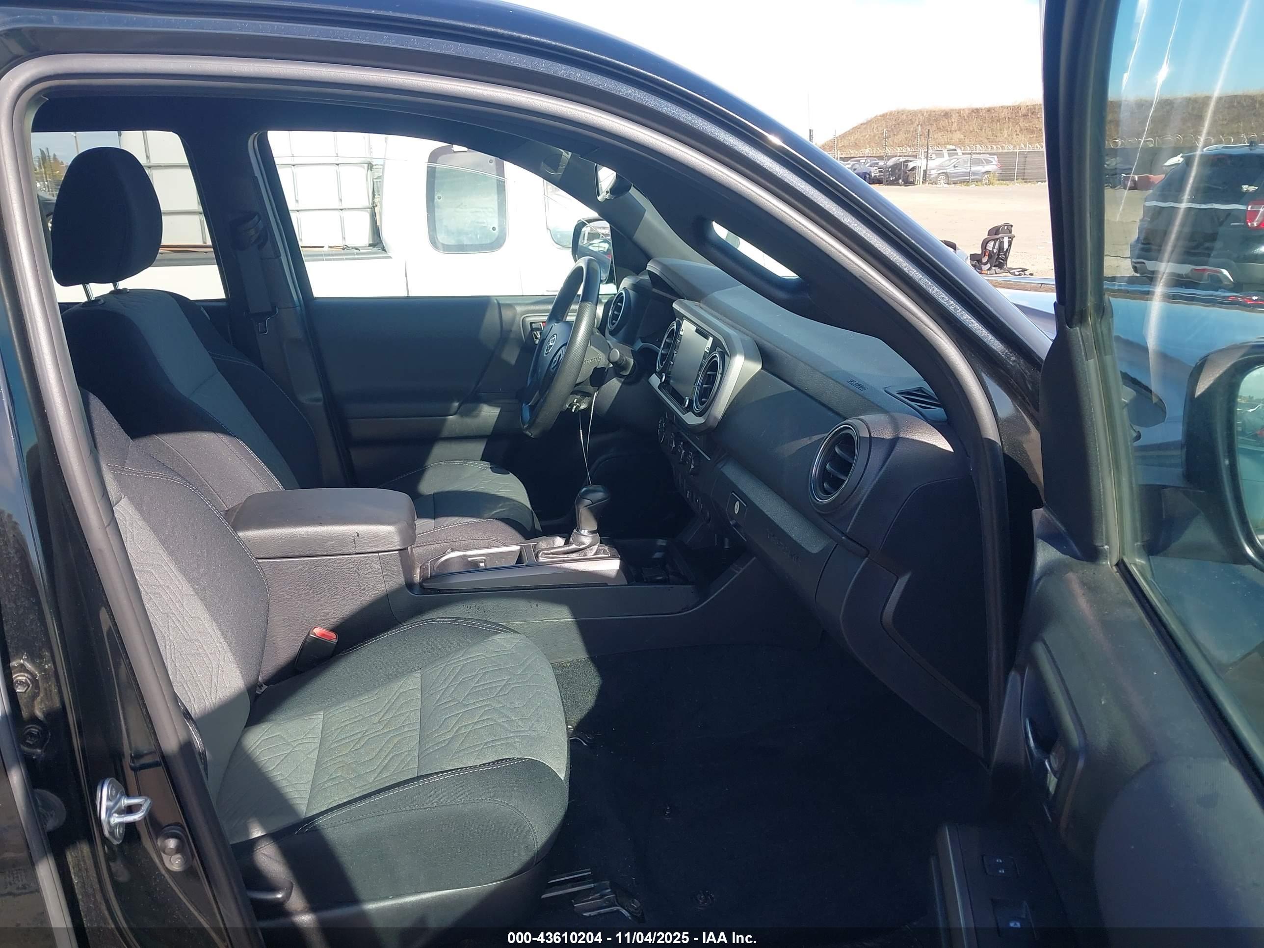 TOYOTA TACOMA image 5
