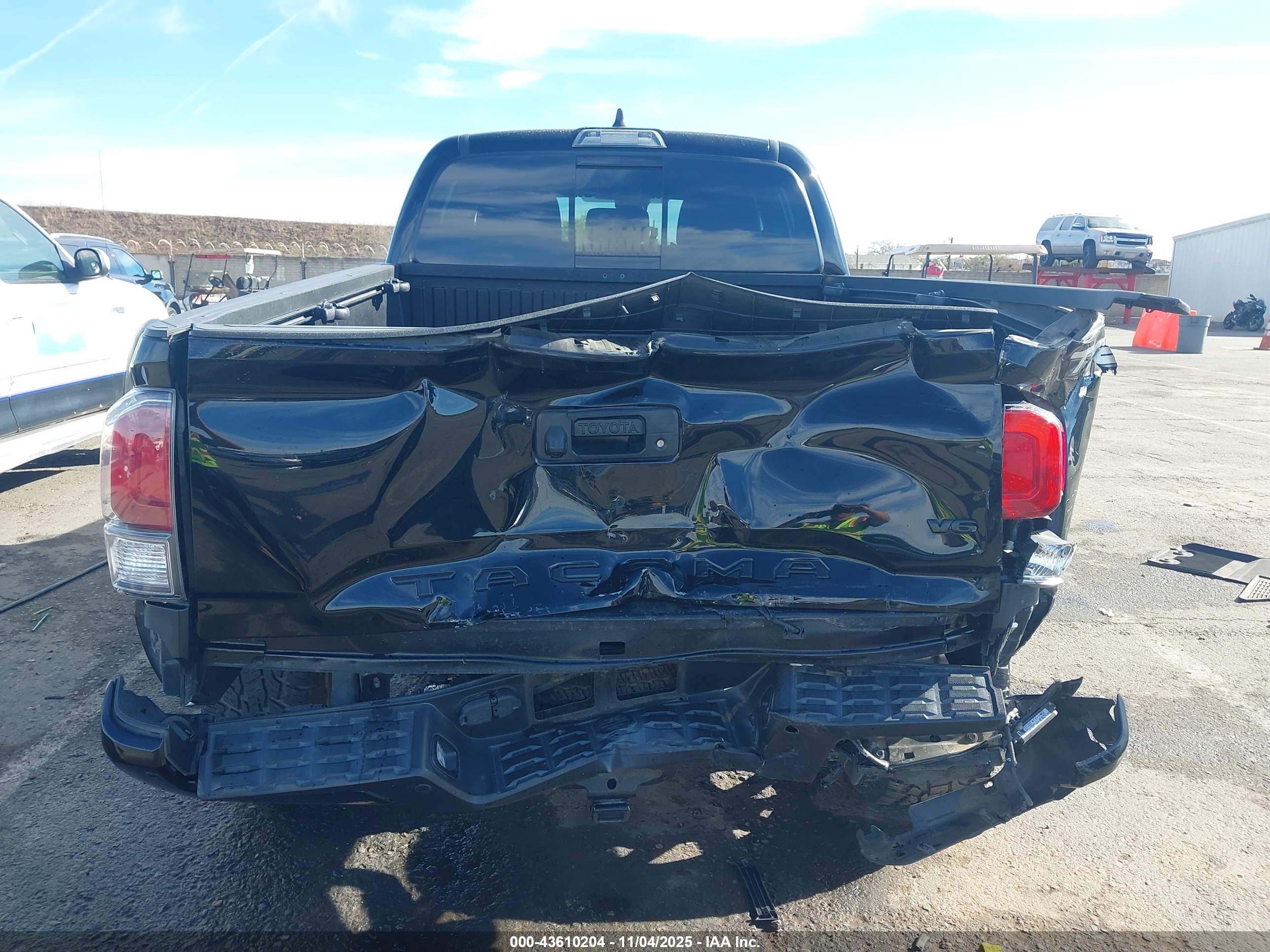 TOYOTA TACOMA image 6