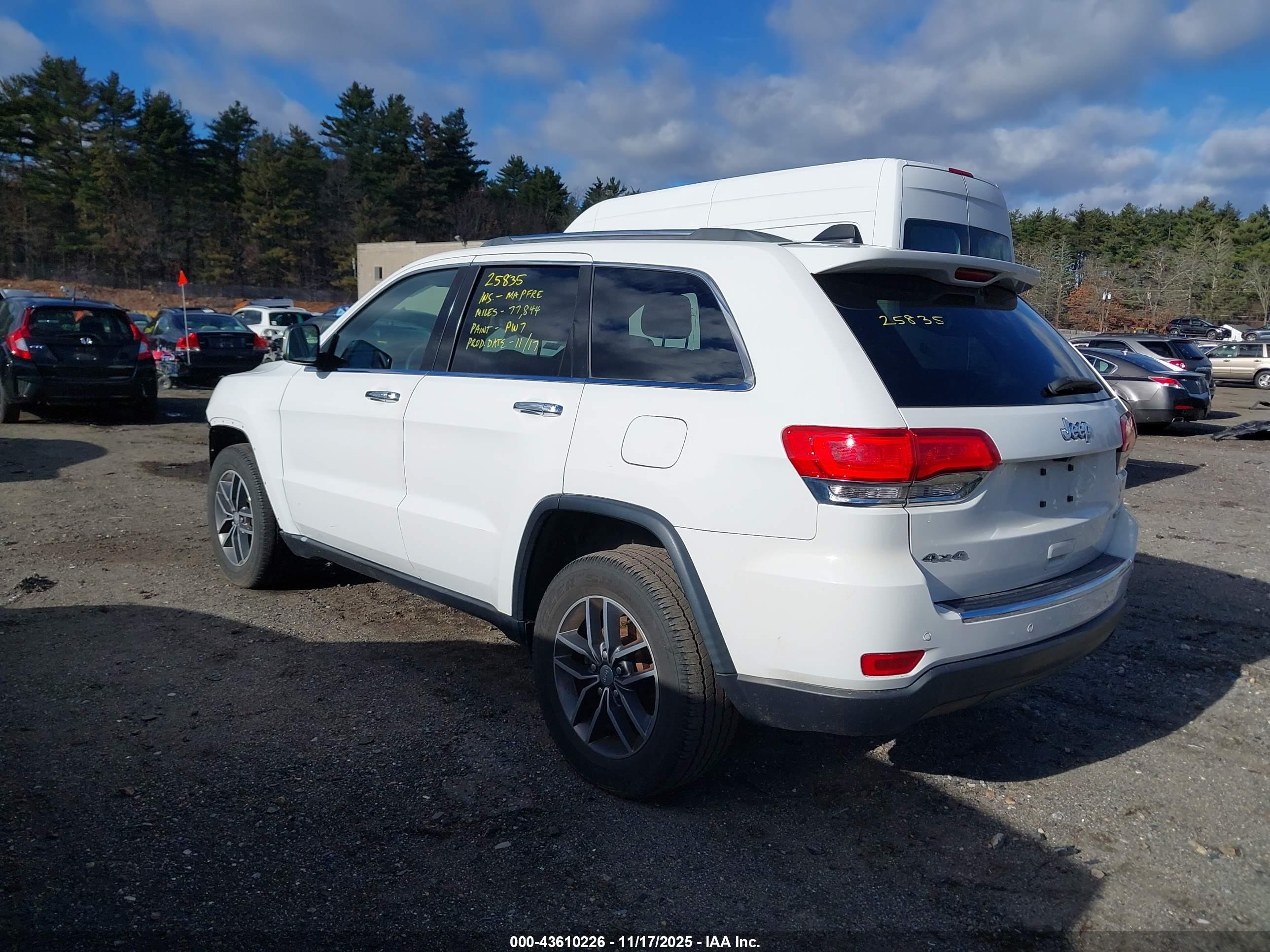 JEEP GRAND image 3