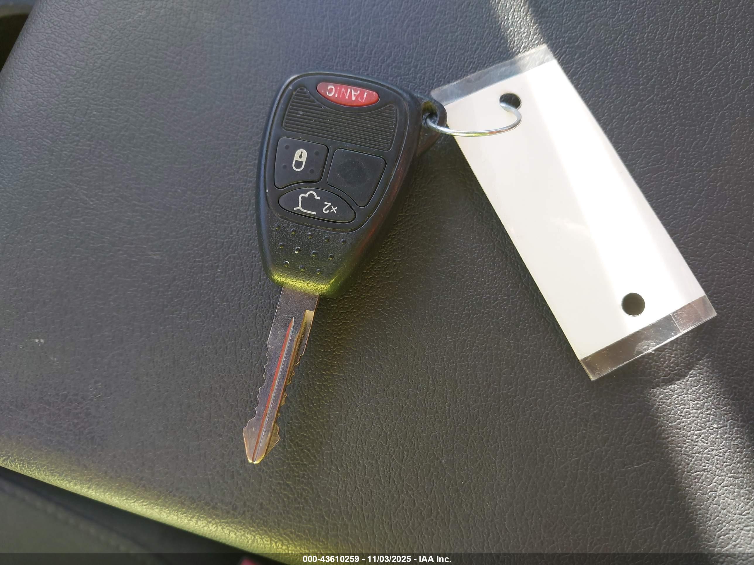 JEEP LIBERTY image 11
